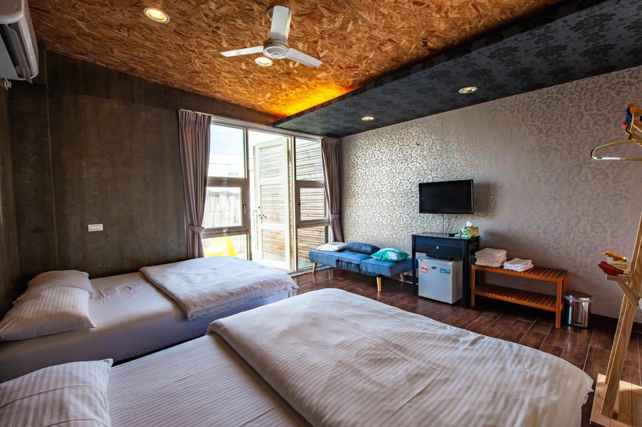 Quadruple Room photo 2