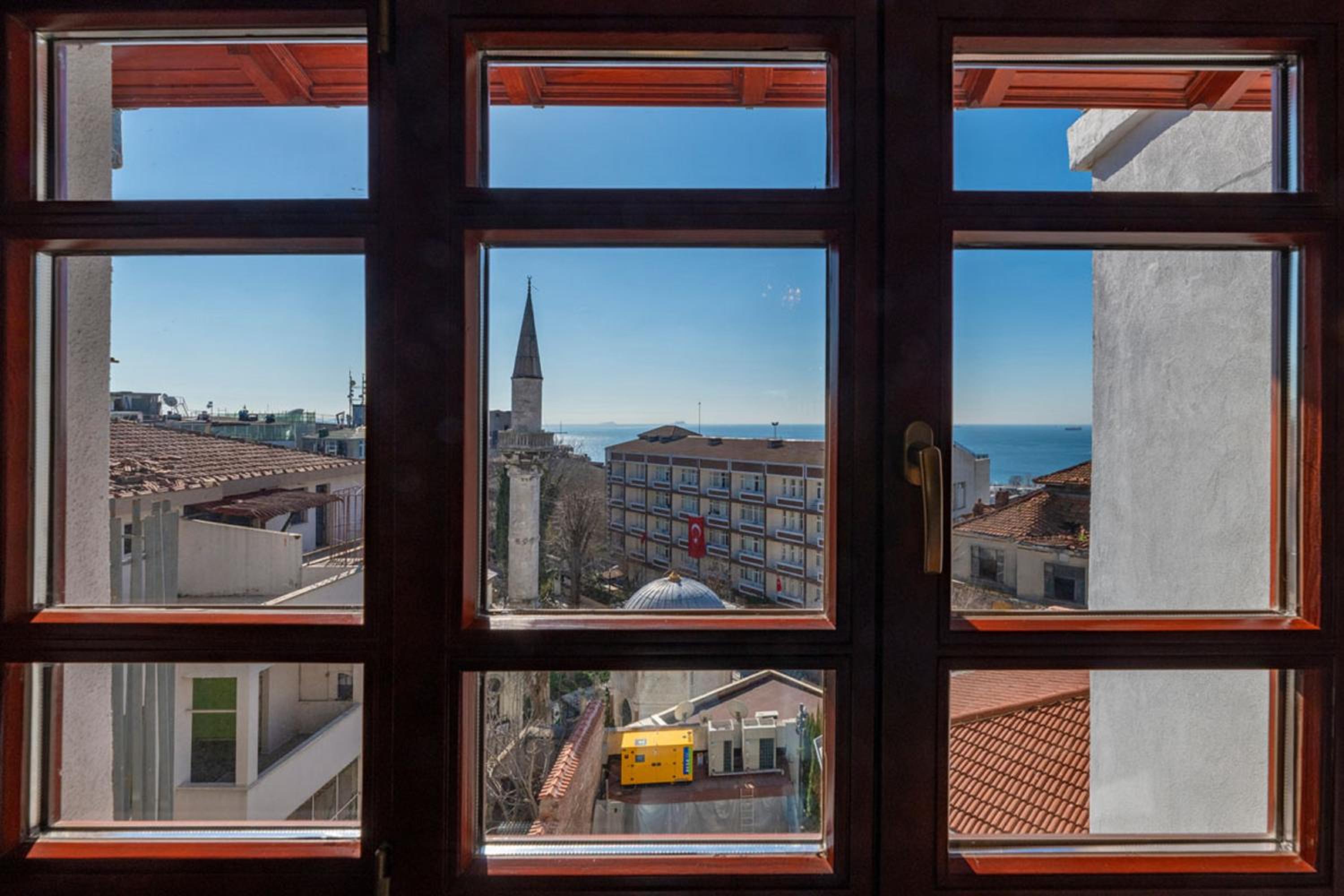 Deluxe Double Room with Sea View photo 2