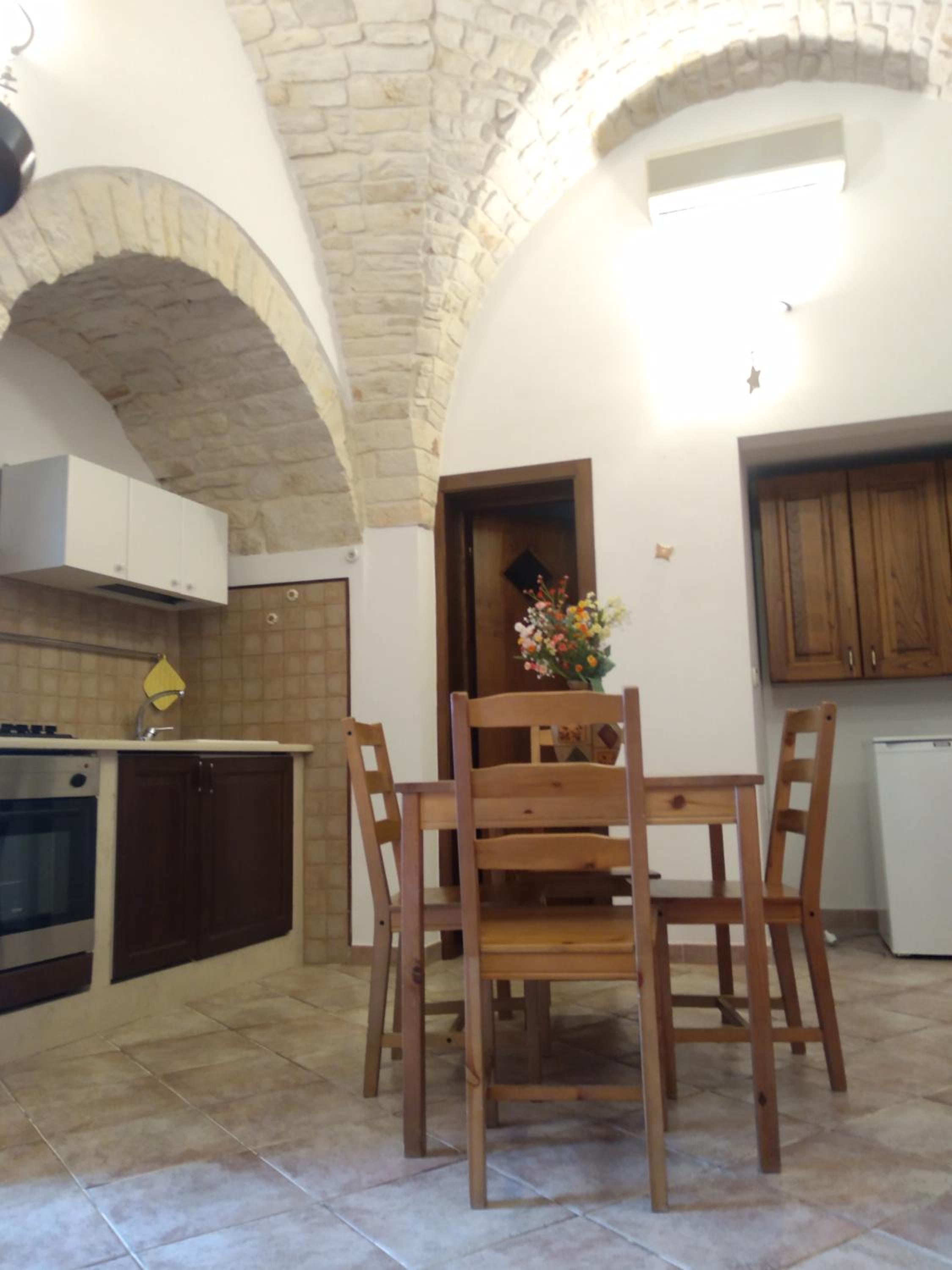 One-Bedroom Apartment - Photo 34