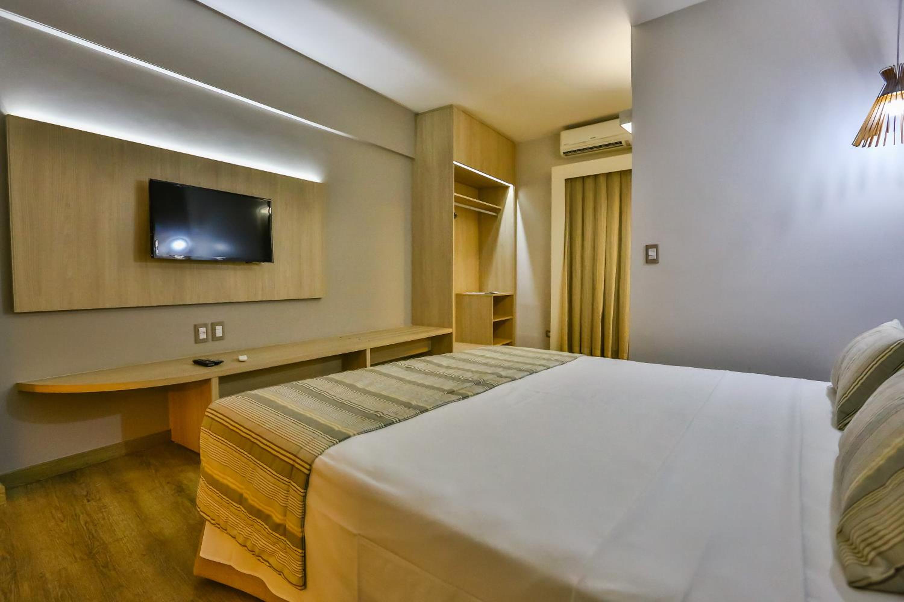 San Marino Suites Hotel by Nobile — Superior Quadruple Room