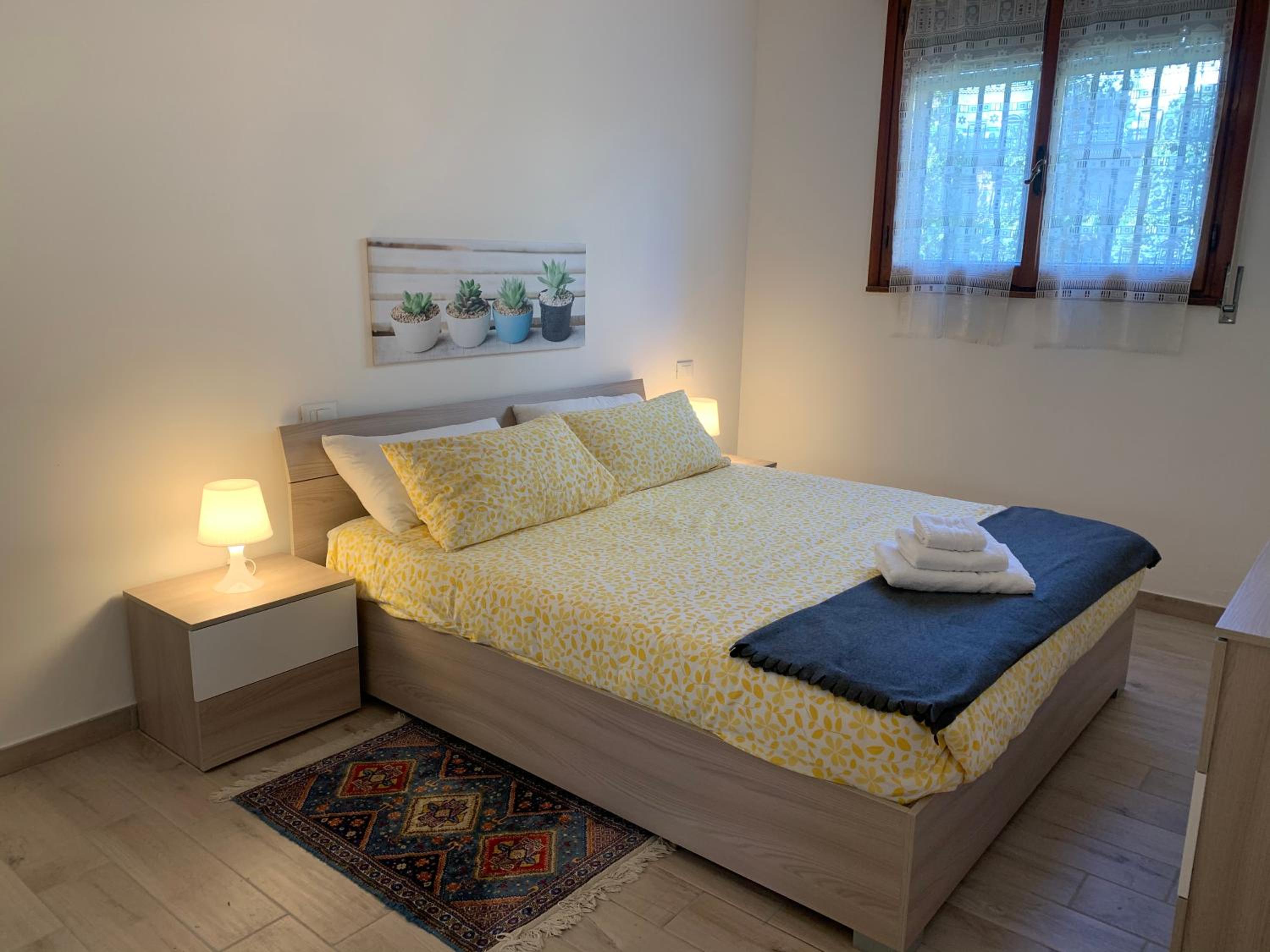 Large Double or Twin Room - Photo 9