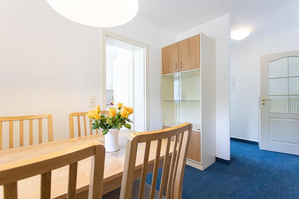 Apartment with Terrace - Photo 2