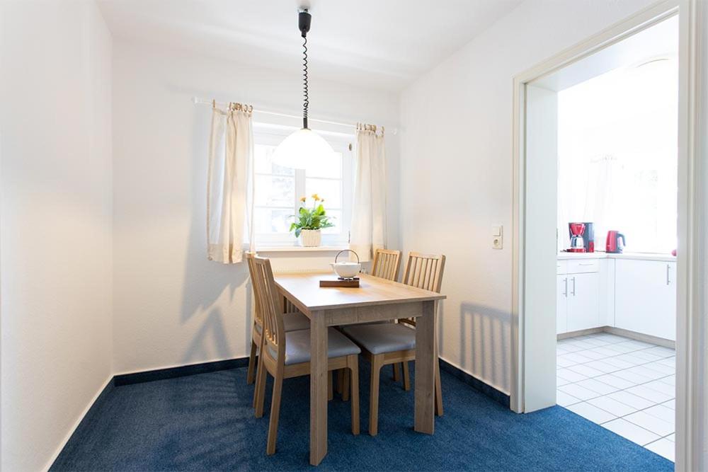 Apartment with Terrace - Photo 13