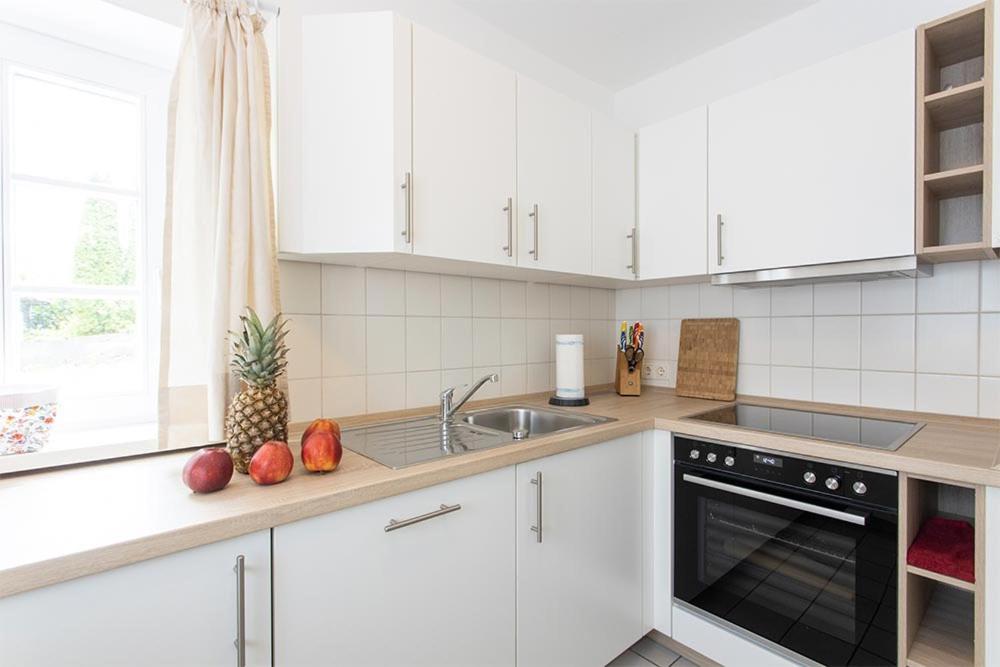 Apartment with Terrace - Photo 10