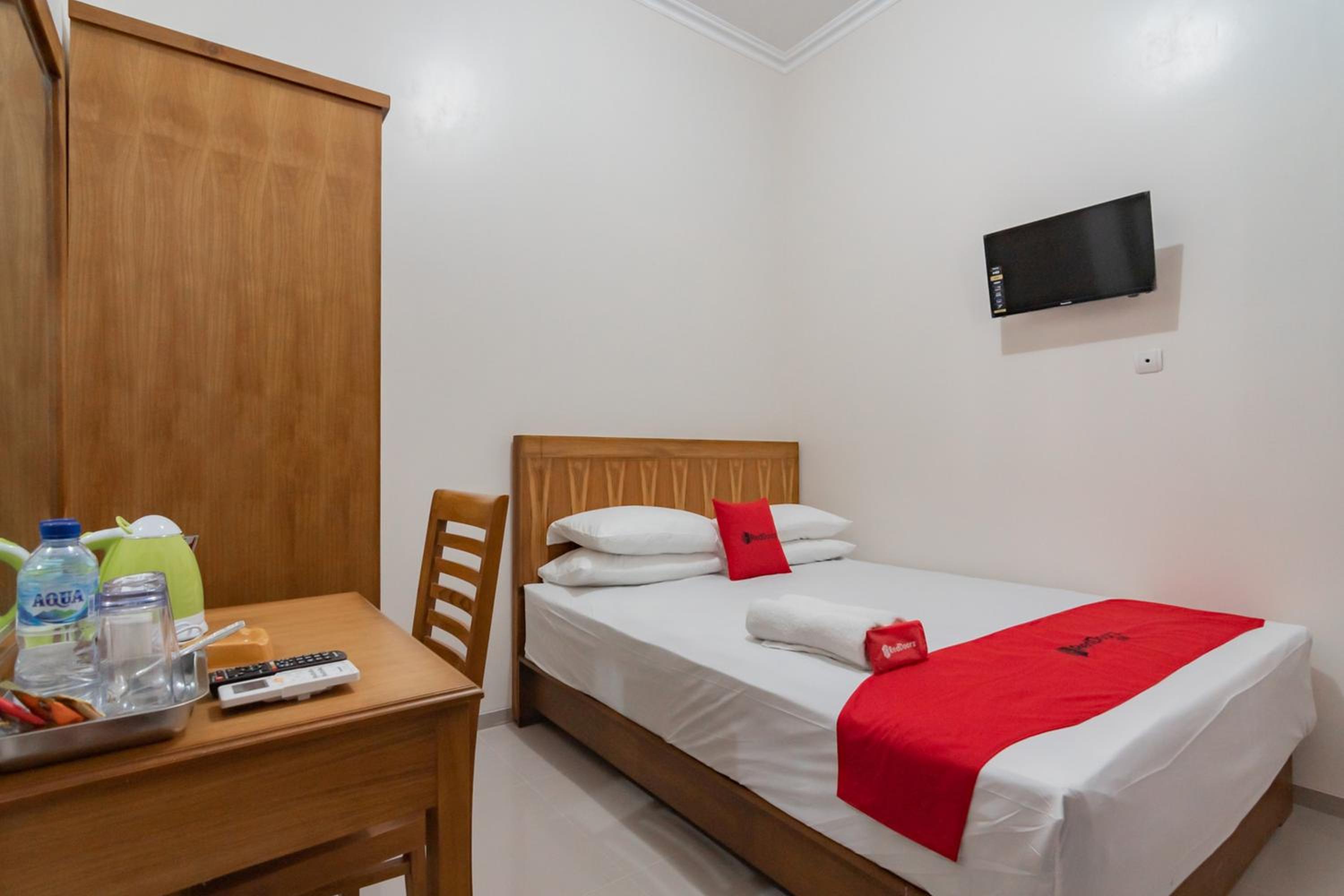 Double Room - Photo 11