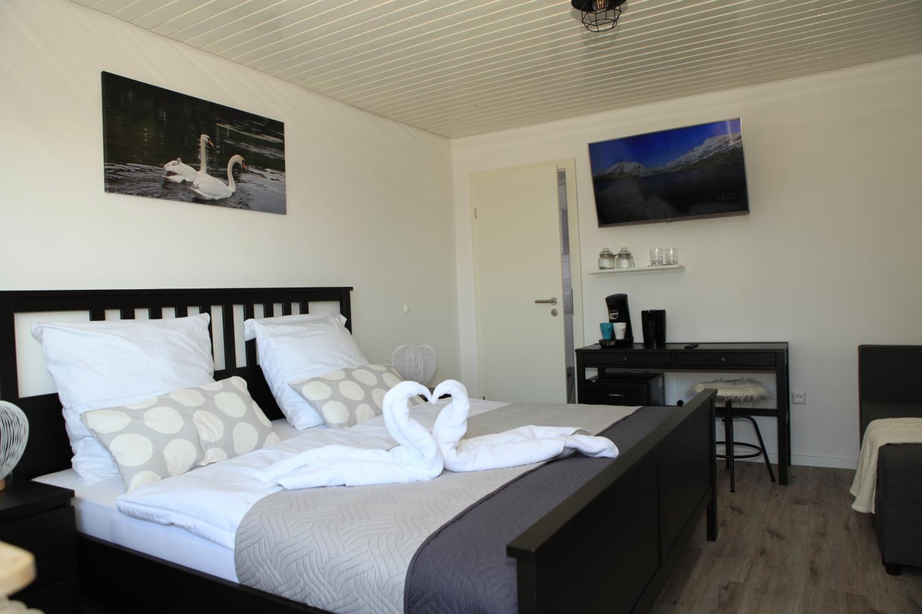 Double Room with Balcony photo 2