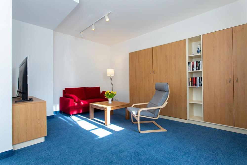Apartment - Ground Floor - Photo 1