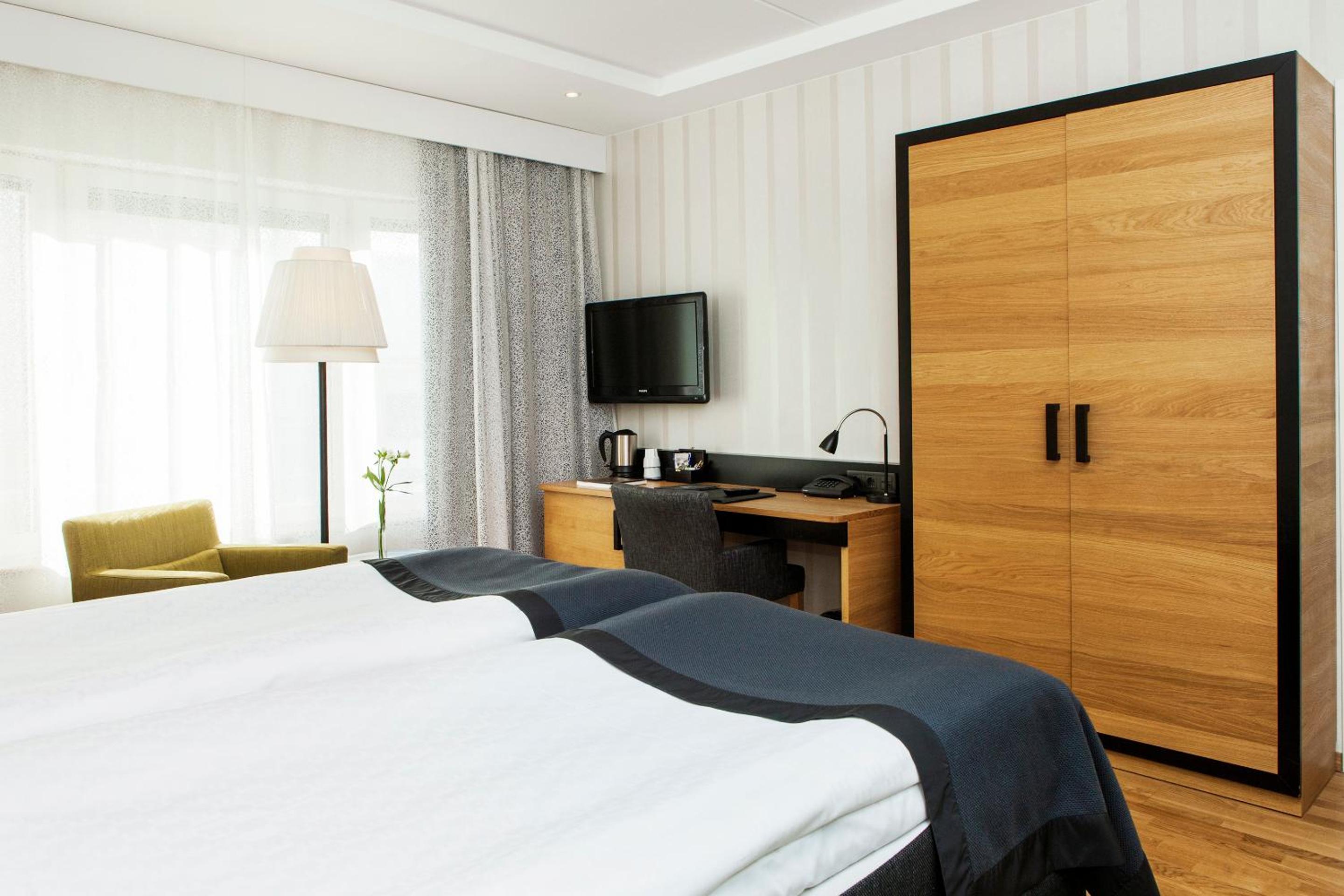 Standard Double Room - Photo 7