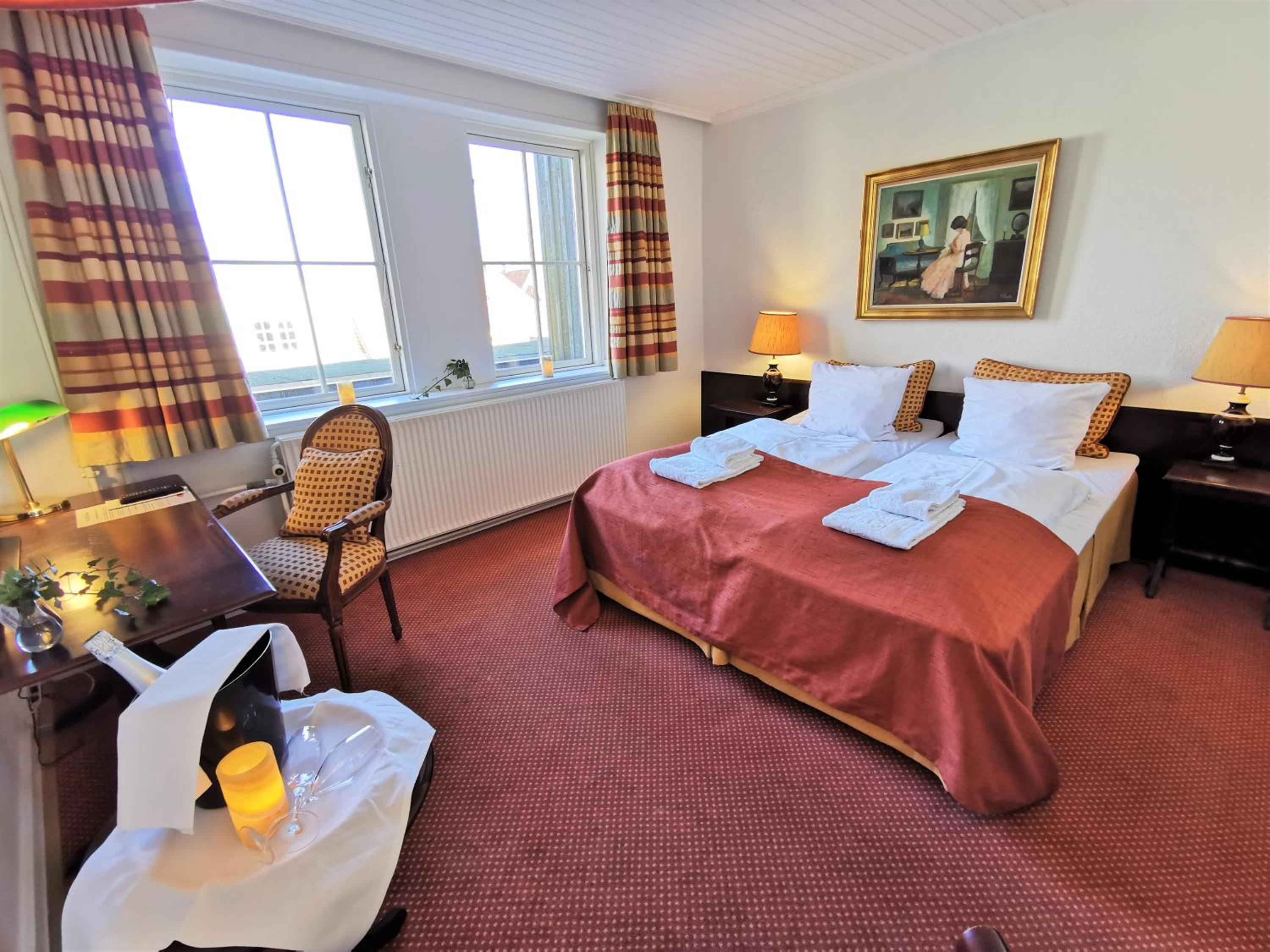 Standard Twin Room - Photo 2