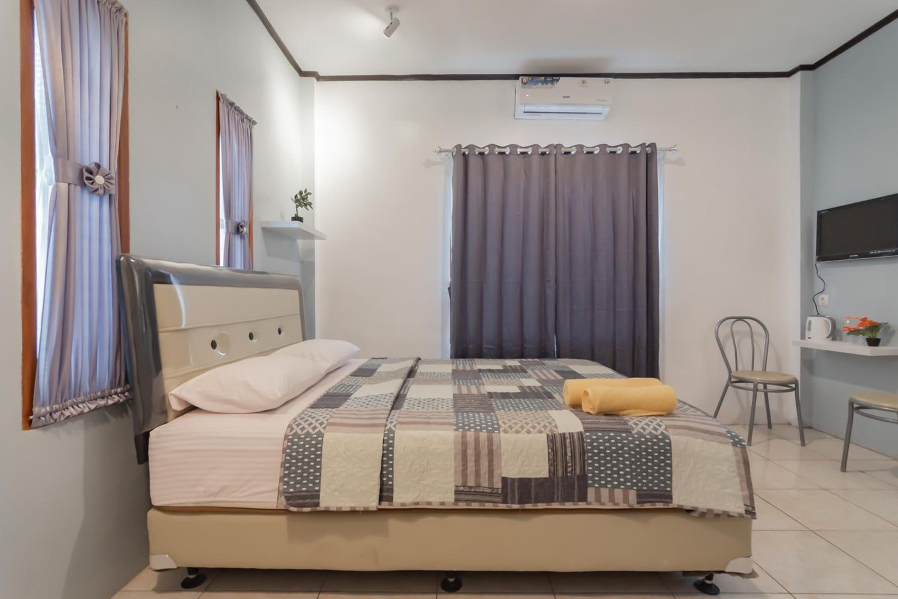 Standard Double Room - Photo 2
