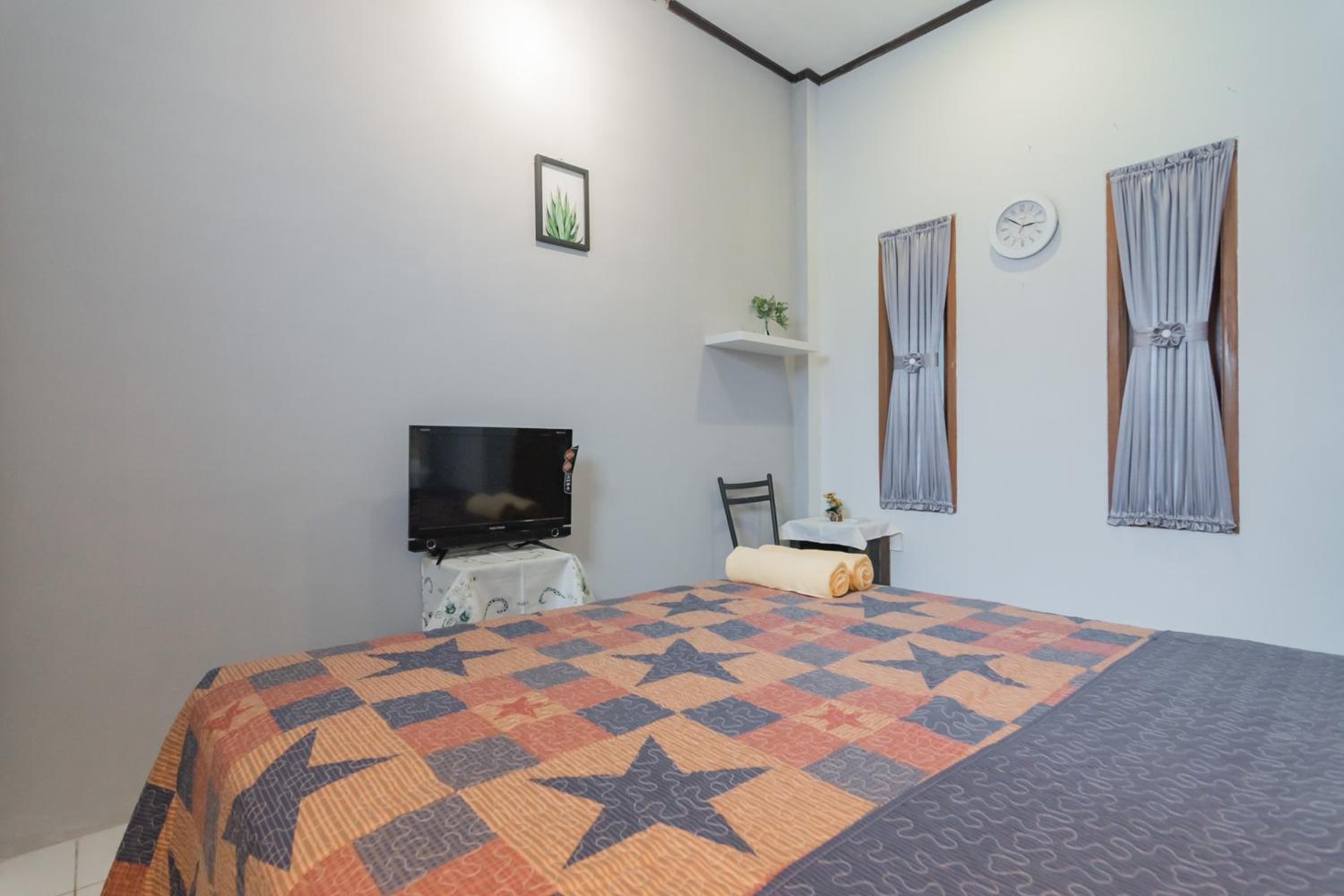 Standard Double Room - Photo 6