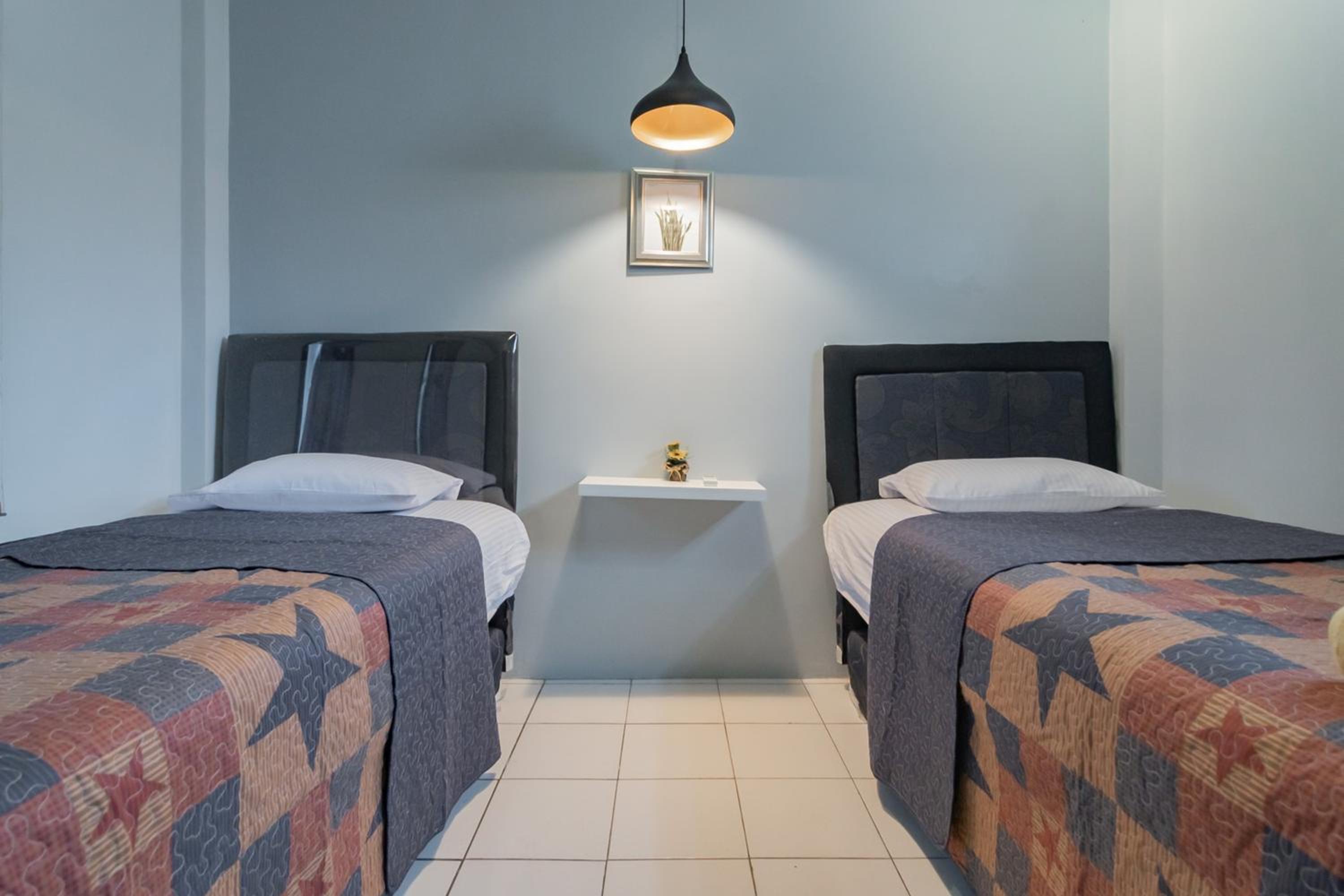 Twin Room - Photo 2