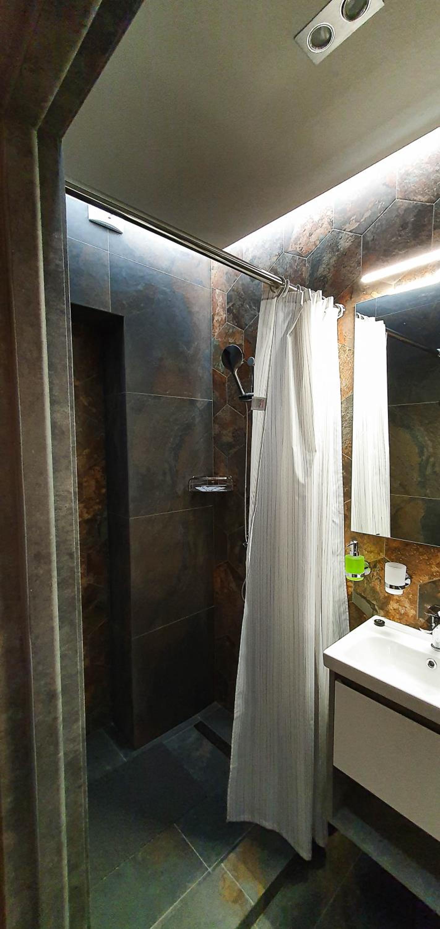 Deluxe Double or Twin Room with Balcony photo 2