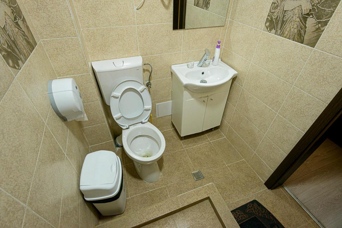 Twin Room - Photo 3