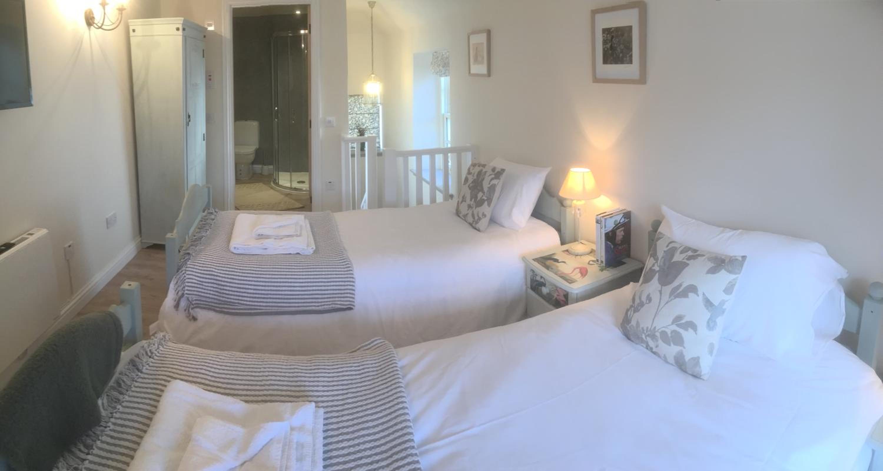 One-Bedroom Apartment photo 3