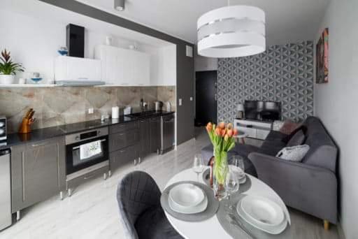 One-Bedroom Apartment - Photo 1