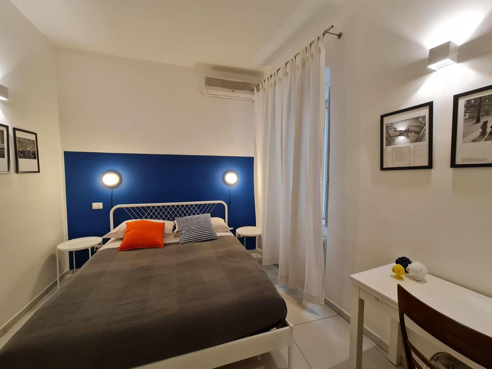 Queen Room - Photo 13