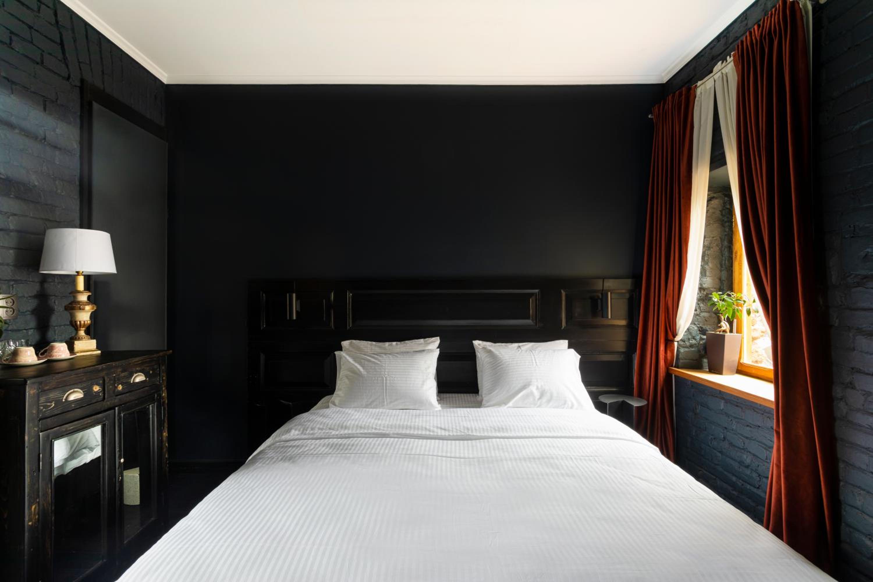 Double or Twin Room - Photo 8