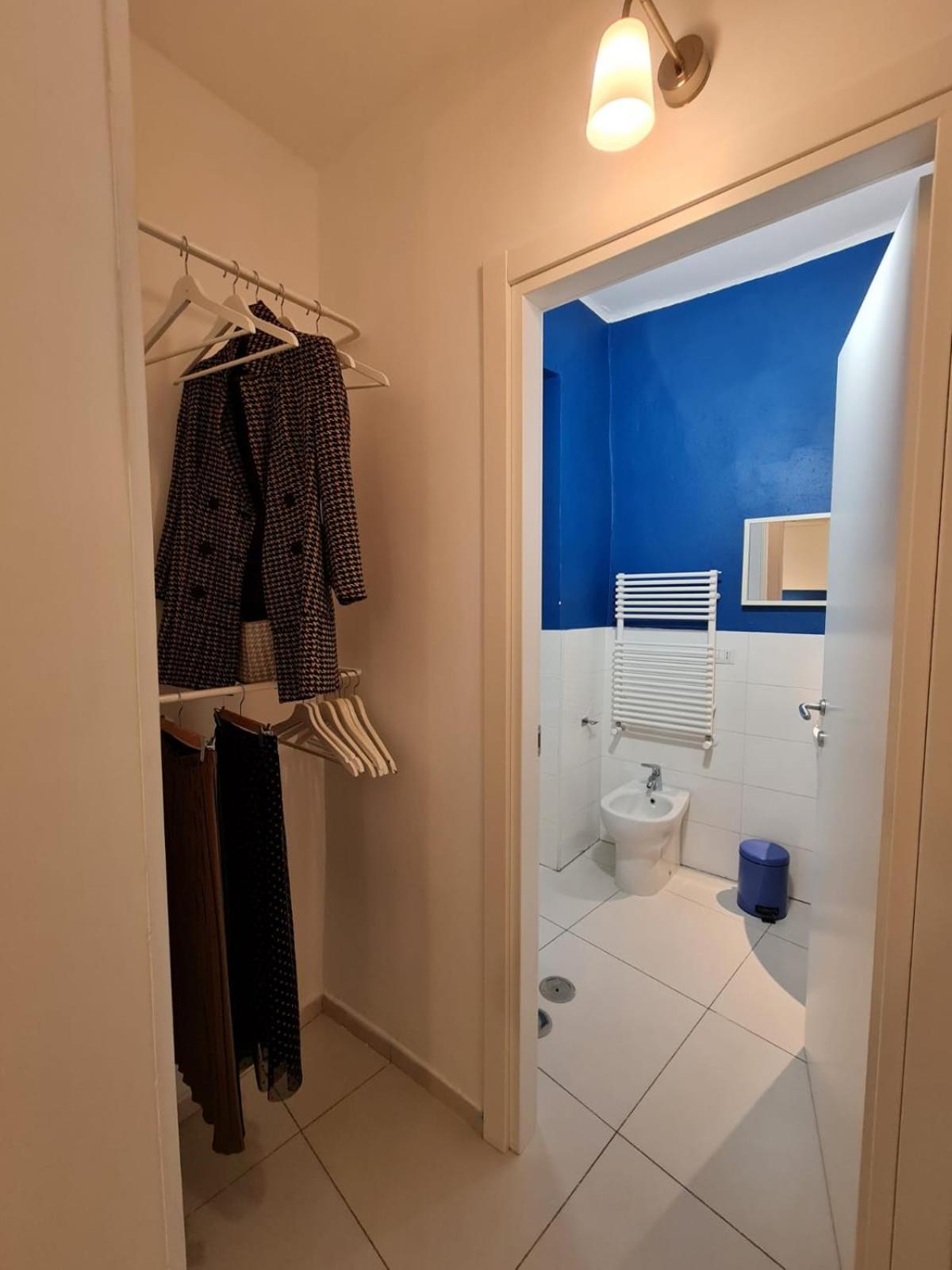 Queen Room - Photo 9