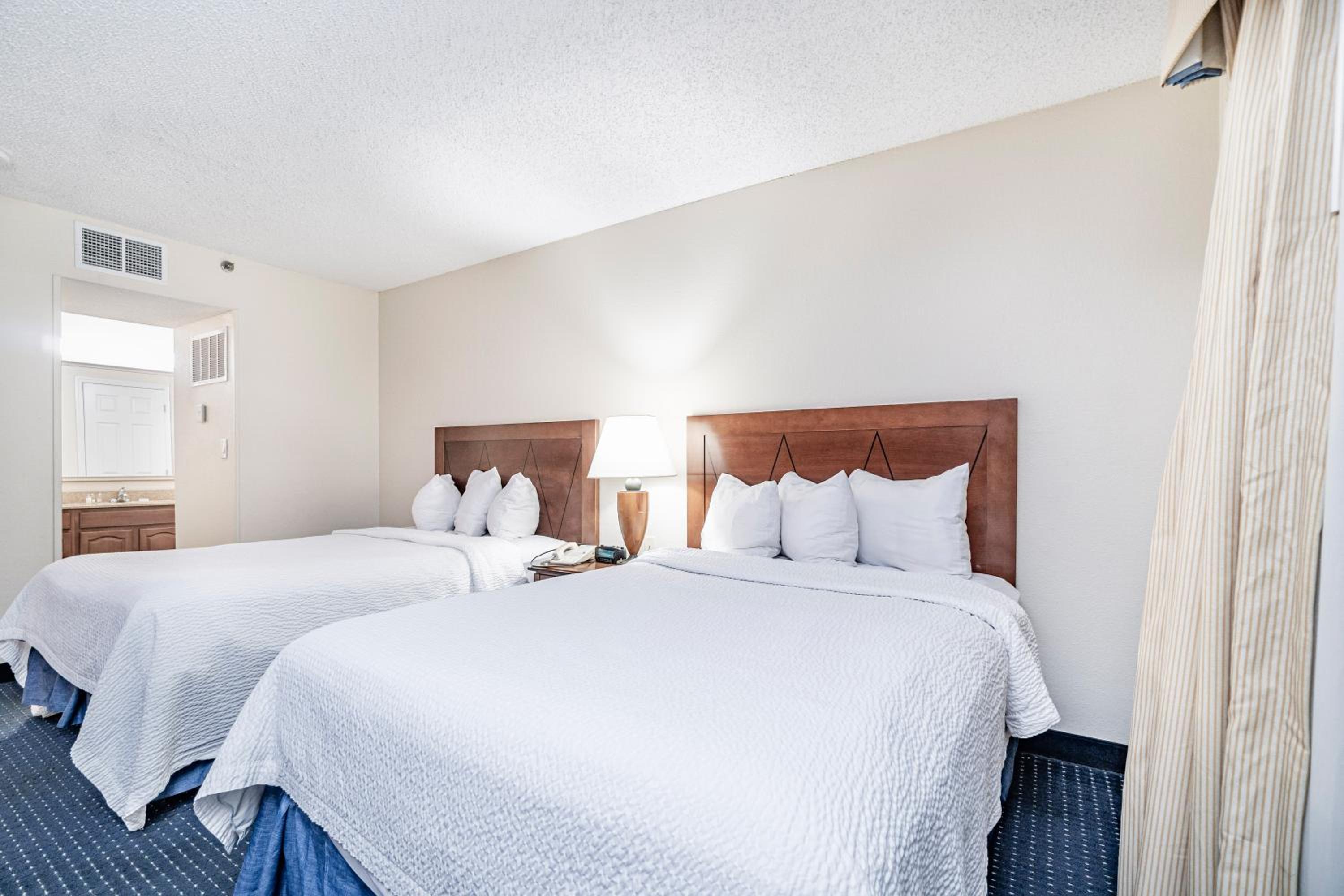 Doral Inn & Suites Miami Airport West — photo 93