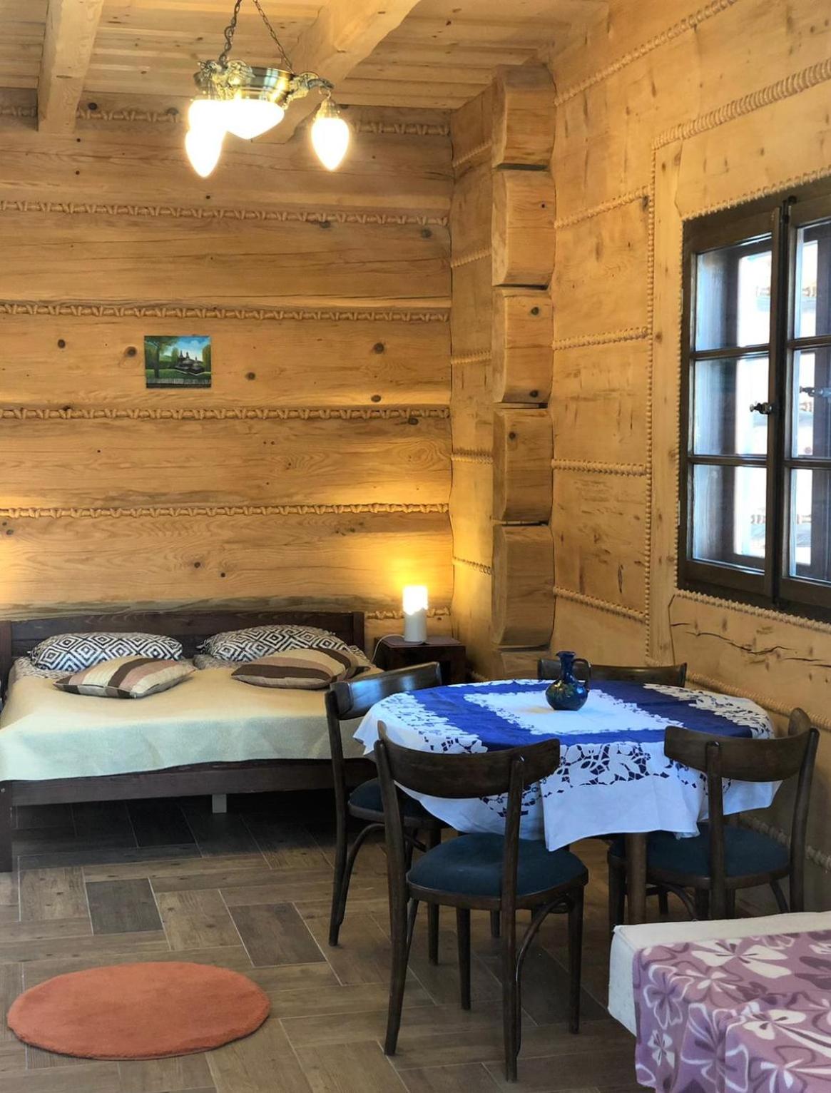 Quadruple Room with Private Bathroom - Photo 1