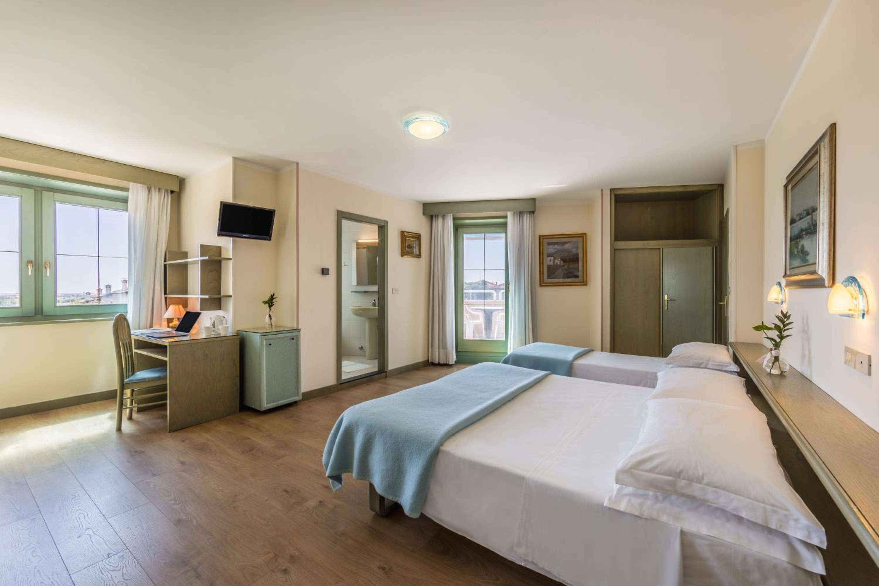 Triple Room photo 3