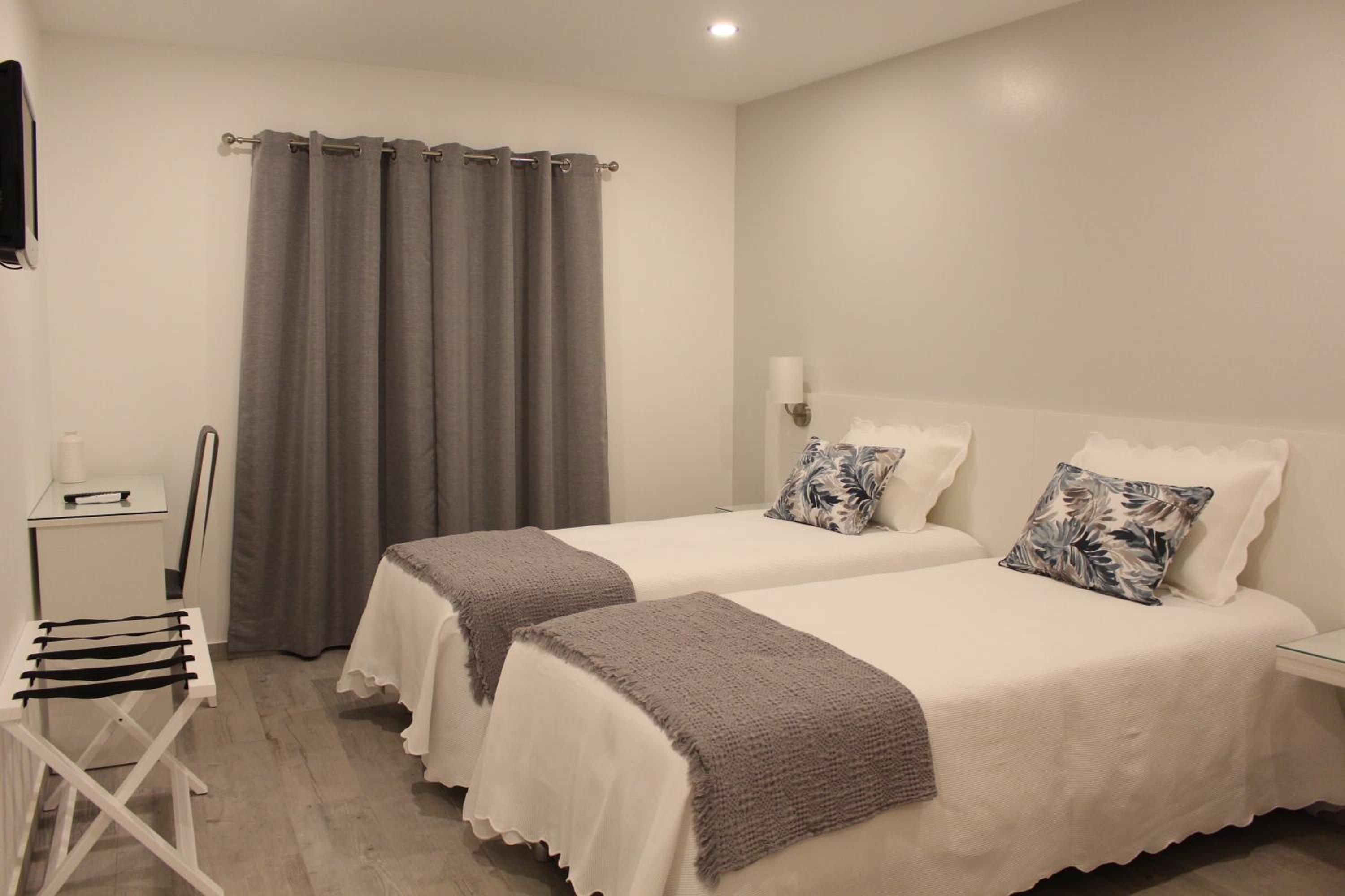 Double or Twin Room - Photo 1