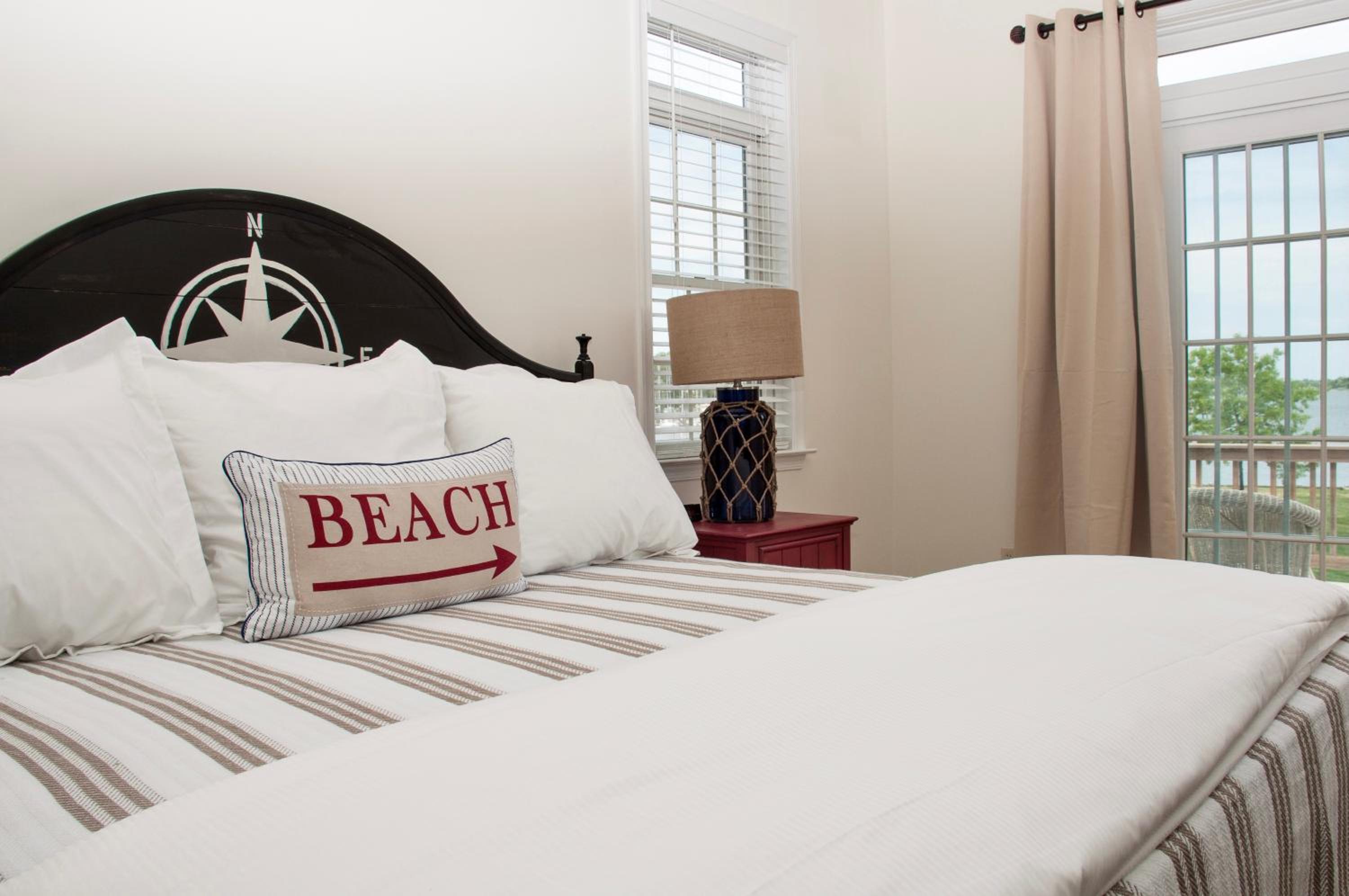 King Room with Balcony photo 1