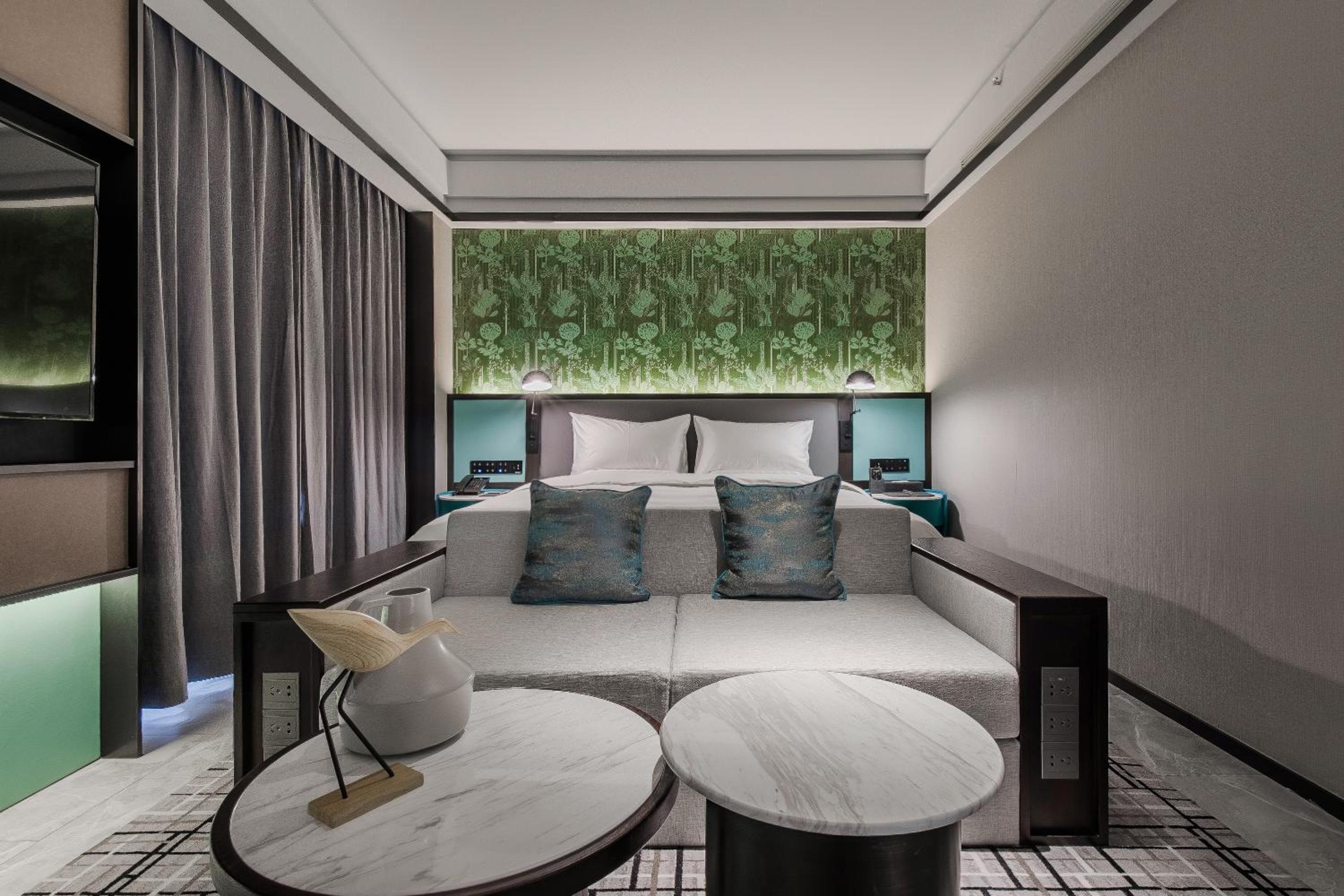 Business Double Room with Bathtub photo 1