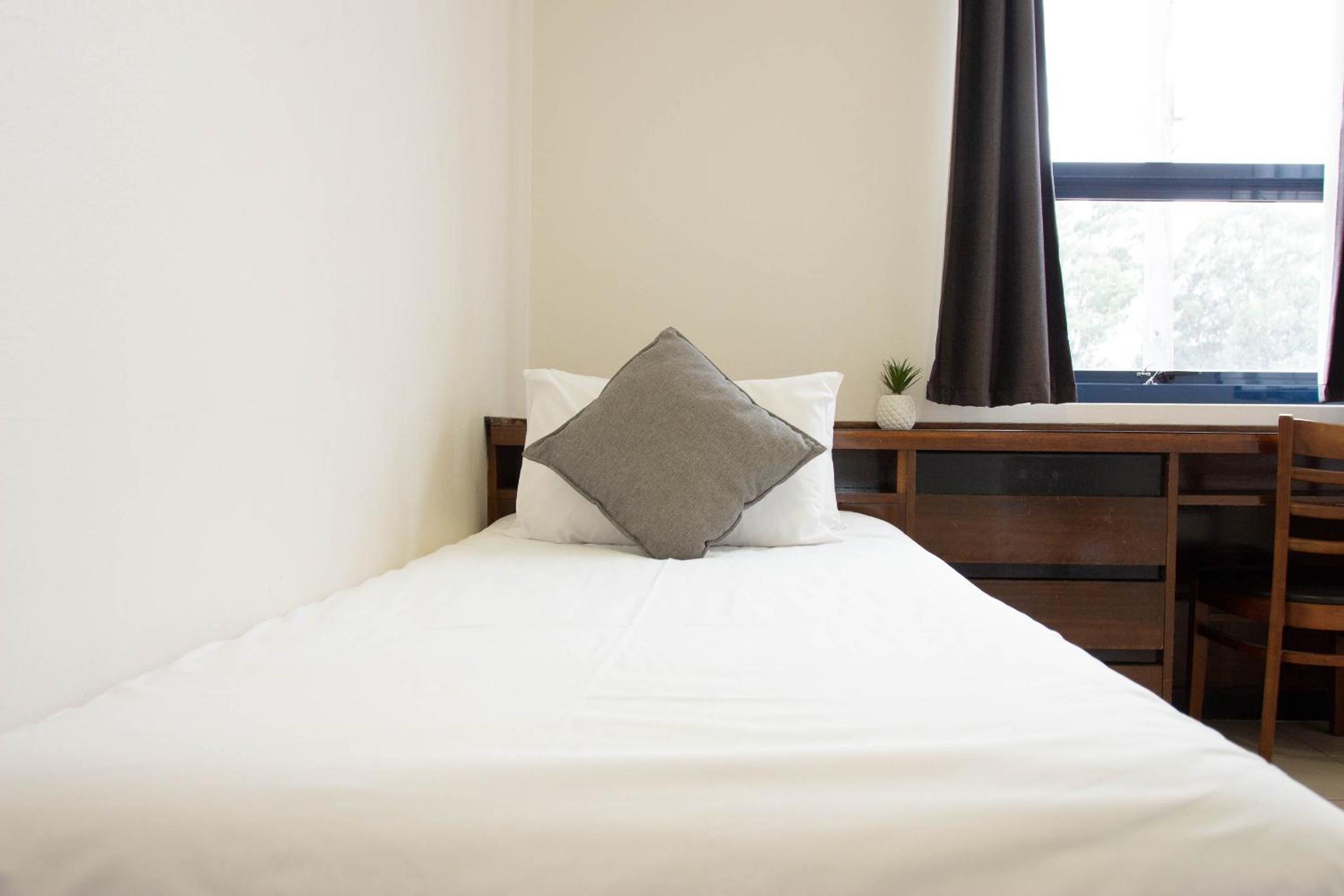 Single Room with Shared Bathroom