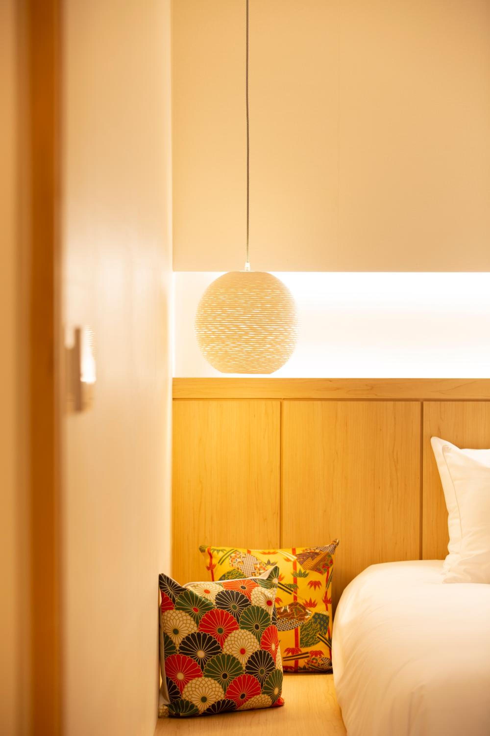 Double Room with Private Bathroom - Photo 9