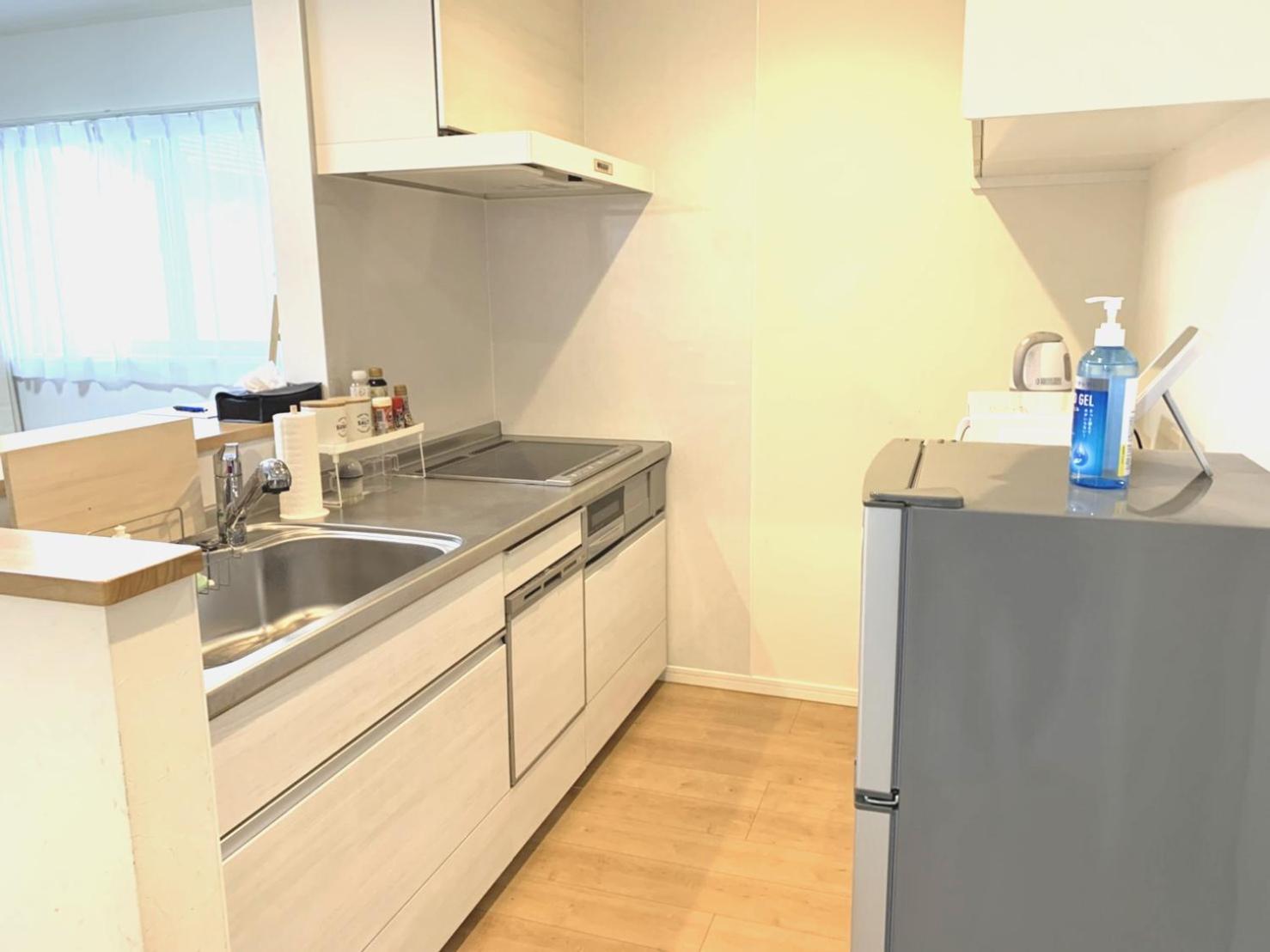 One-Bedroom Apartment - Photo 12