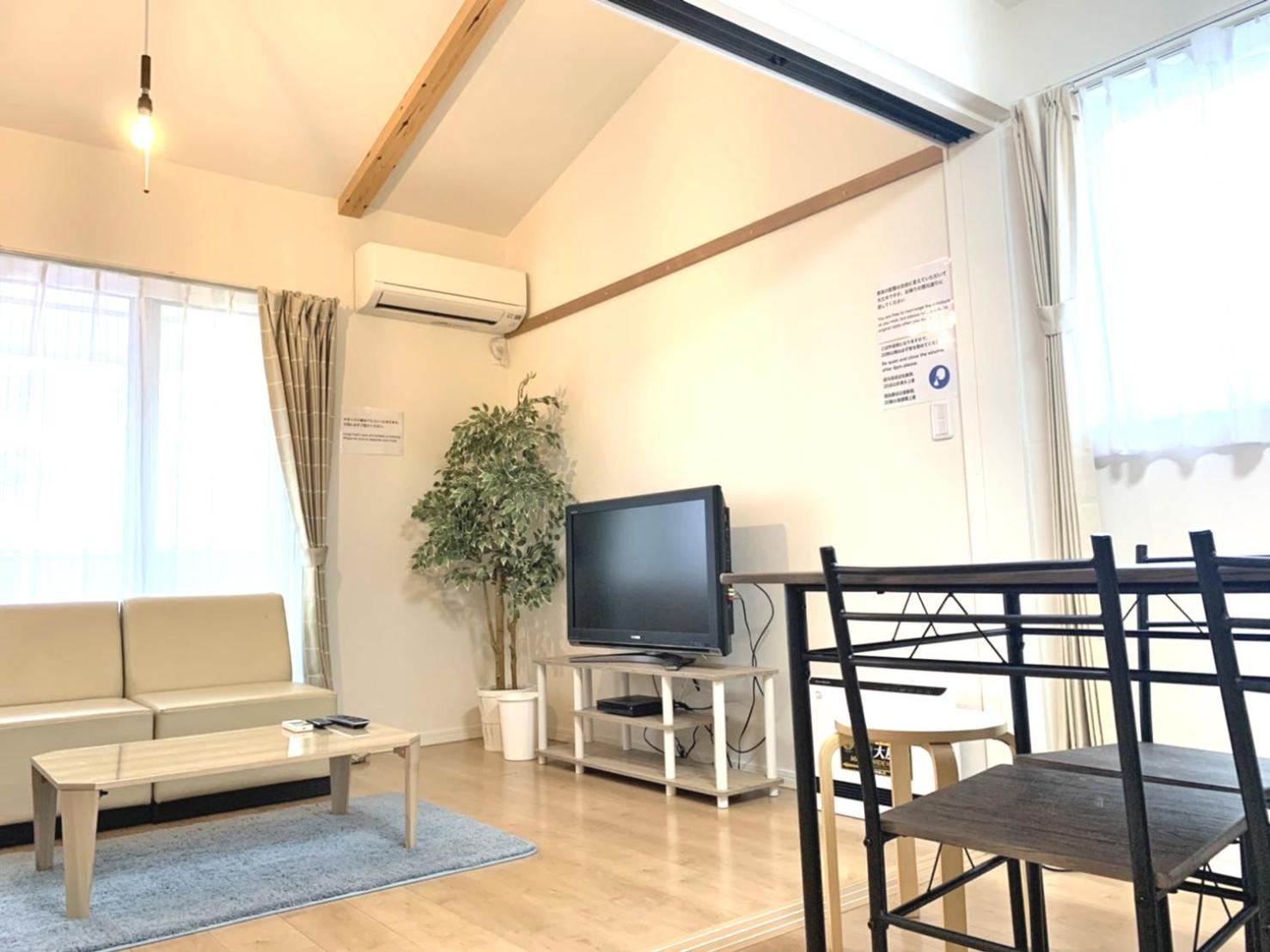 One-Bedroom Apartment - Photo 11