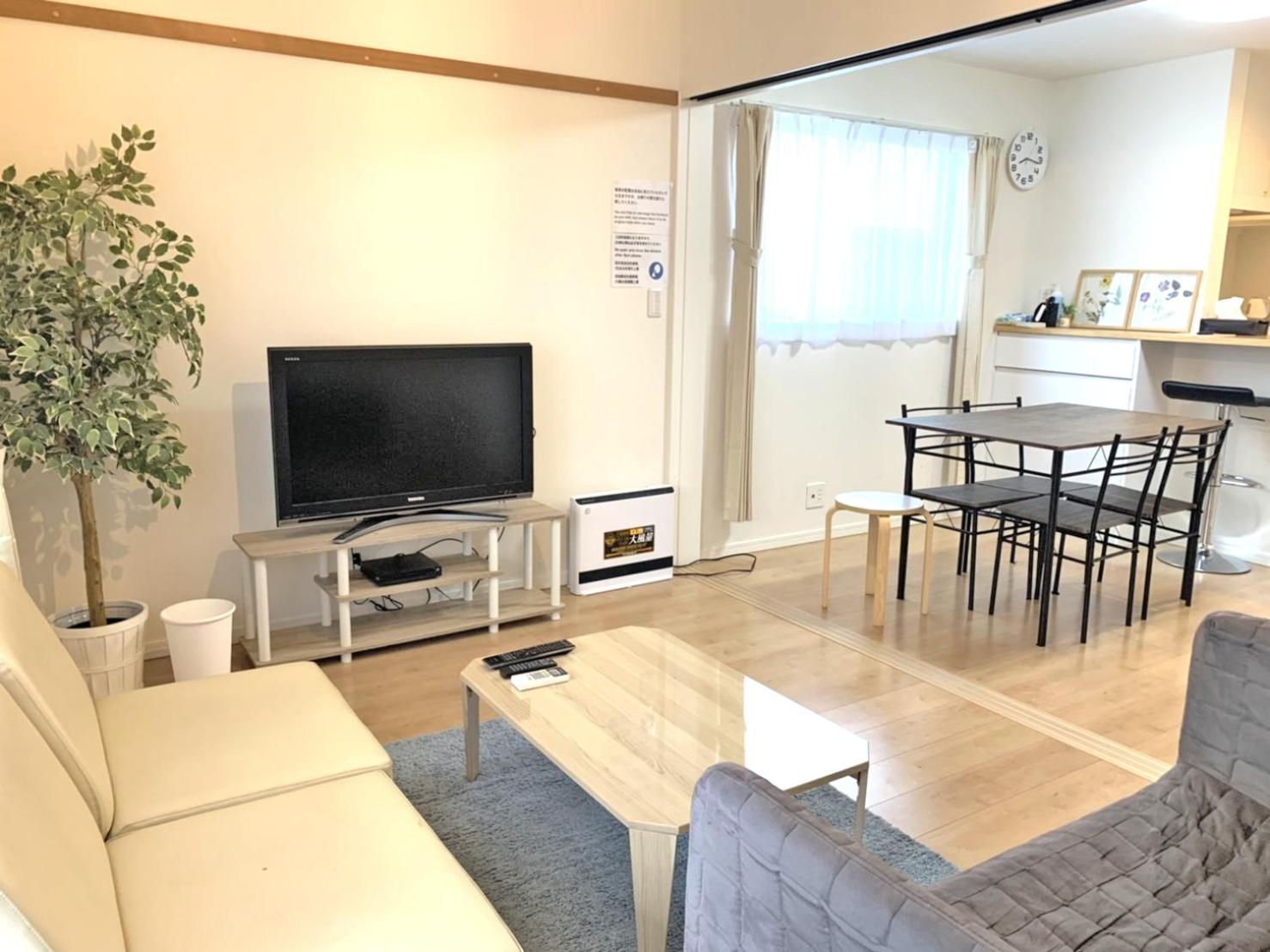 One-Bedroom Apartment - Photo 1