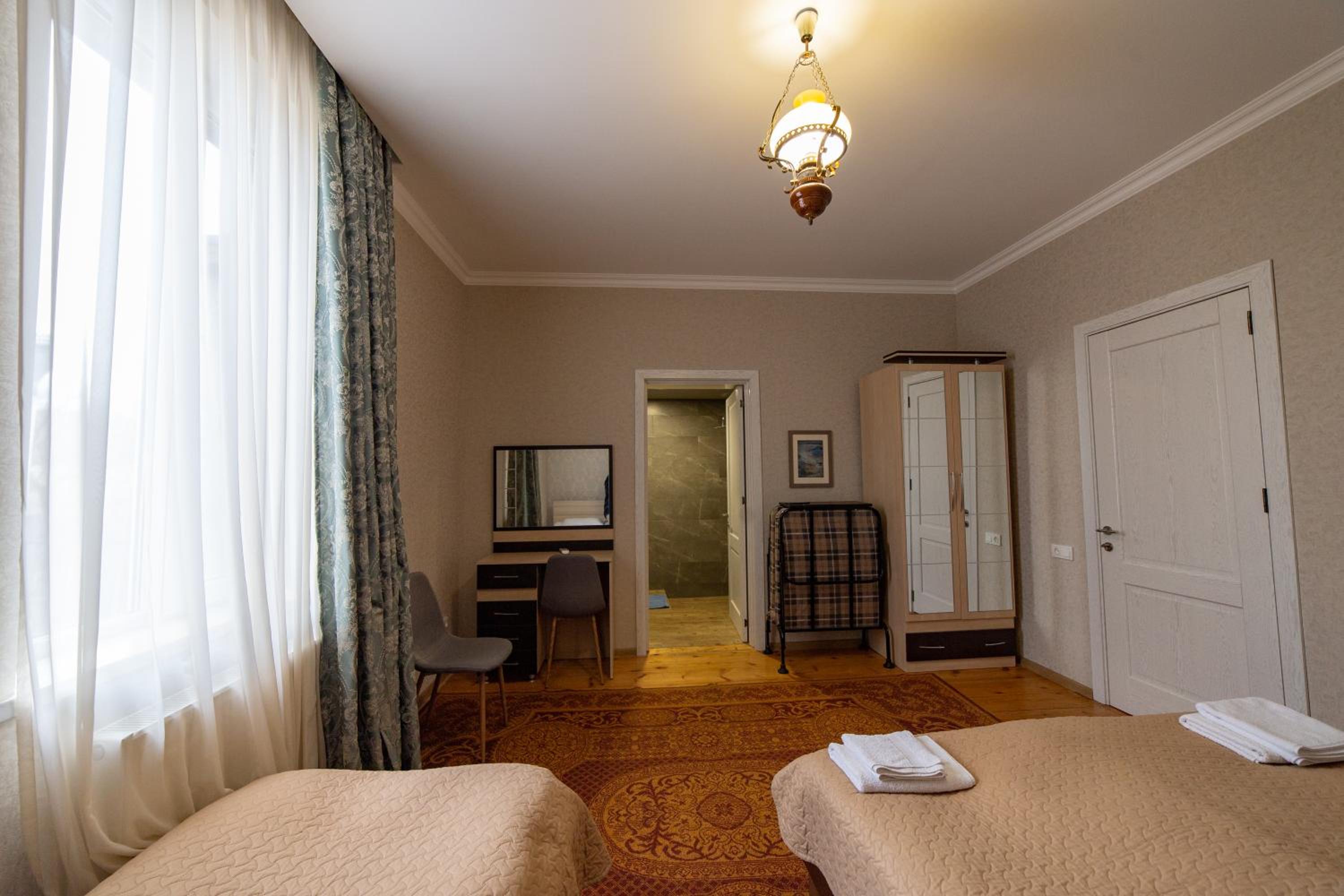 Double Room with Extra Bed - Photo 4