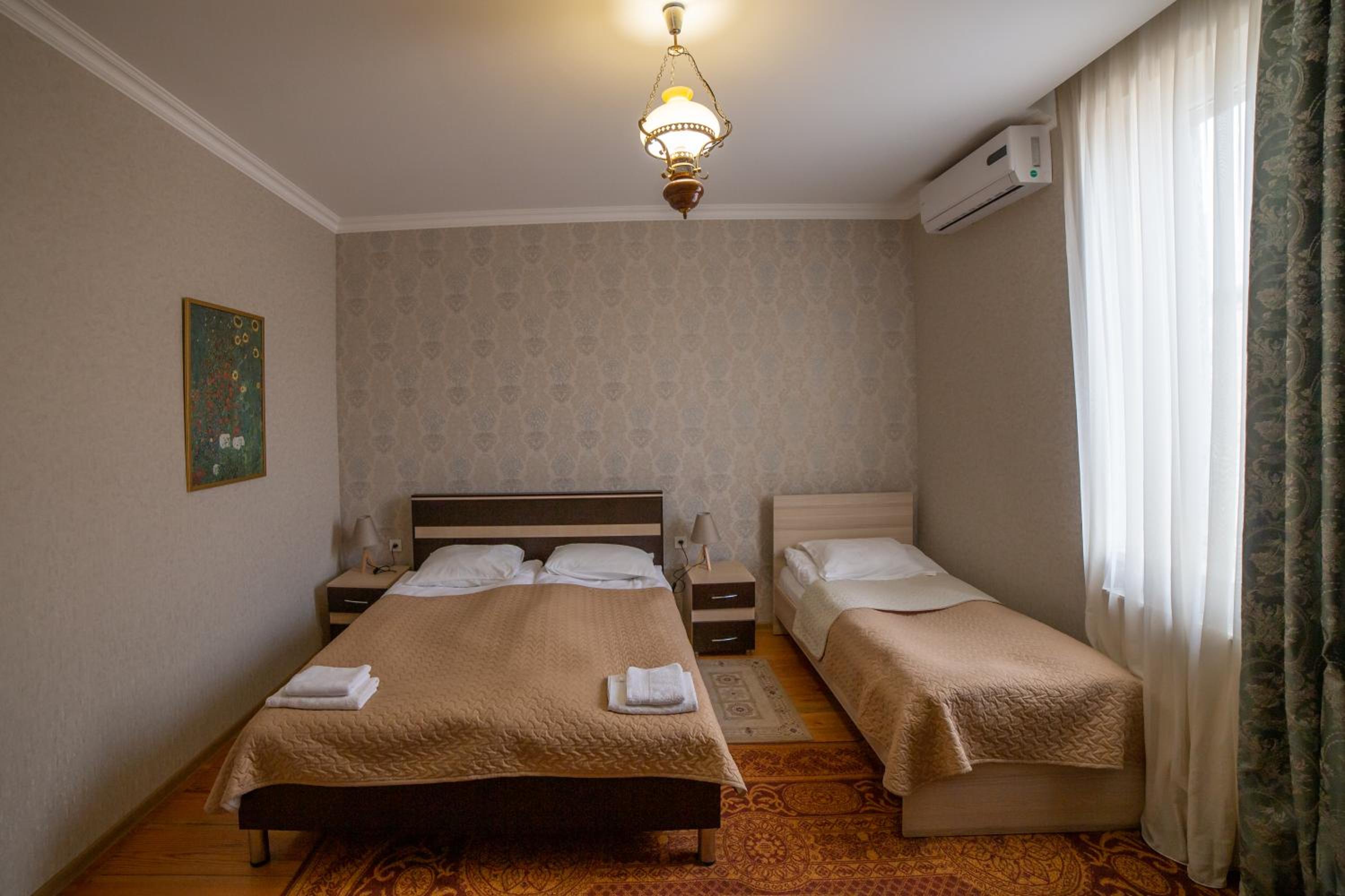 Double Room with Extra Bed - Photo 5