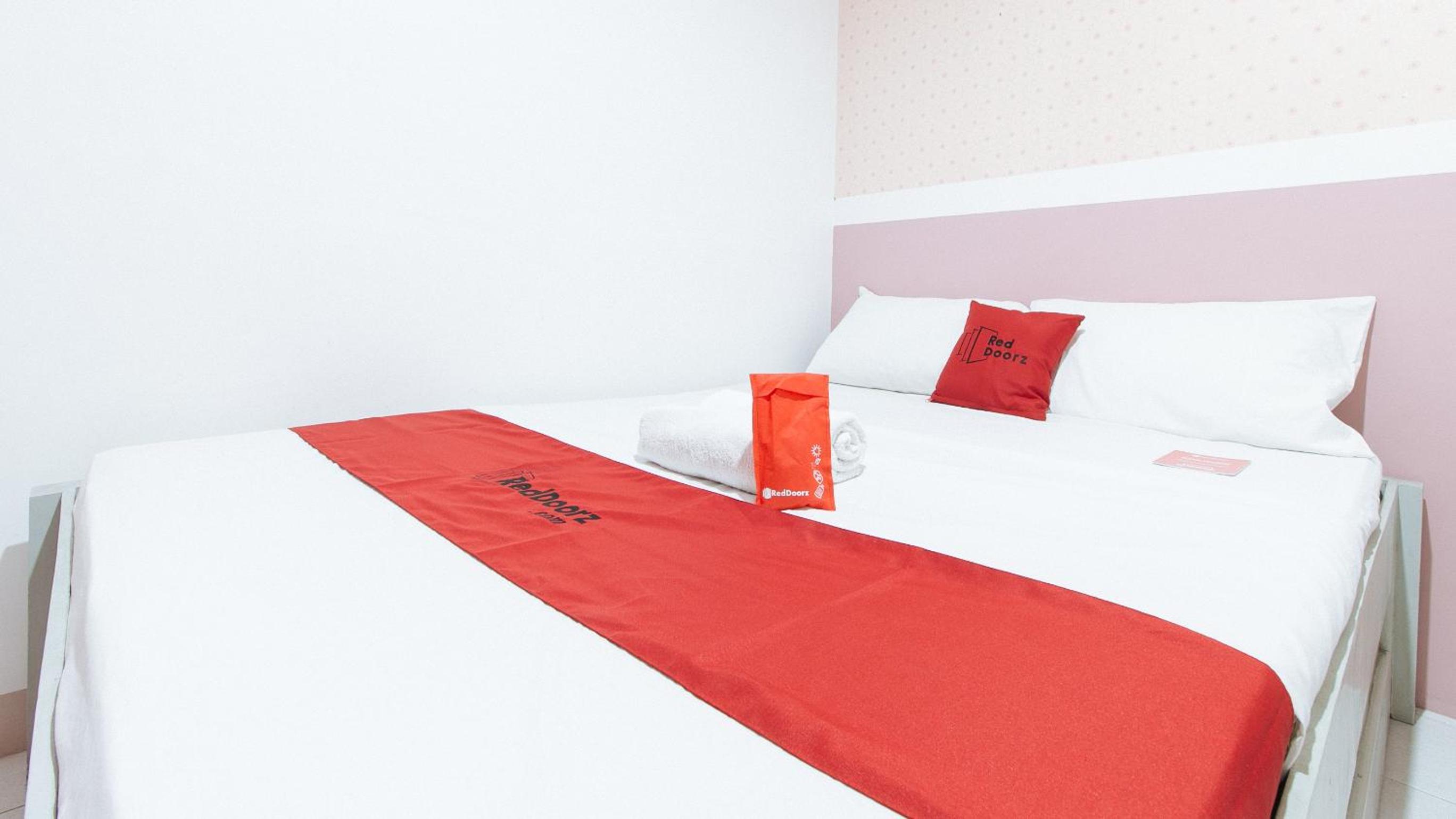 Standard Double Room - Photo 3