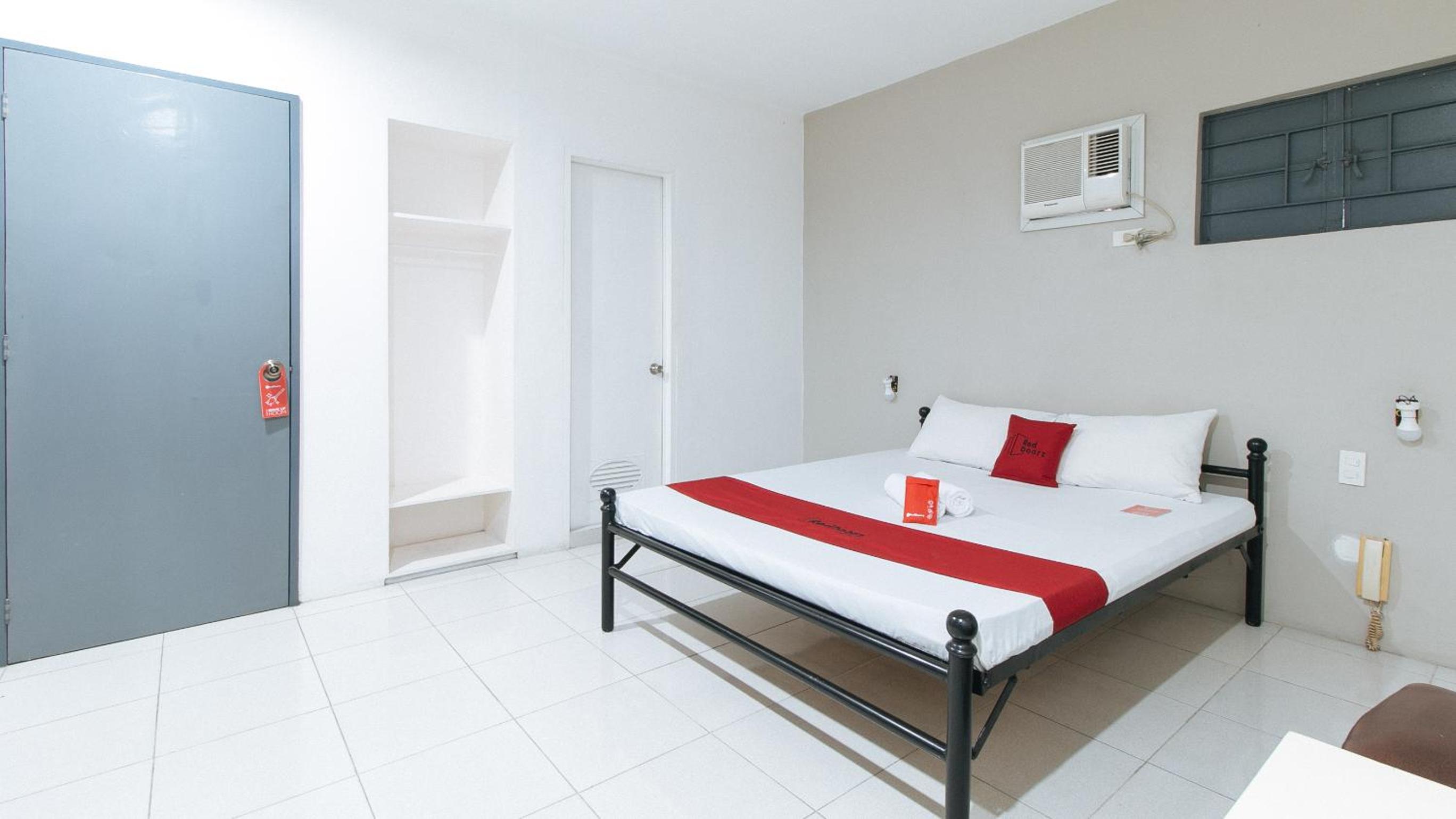 Deluxe Double Room - Photo 5