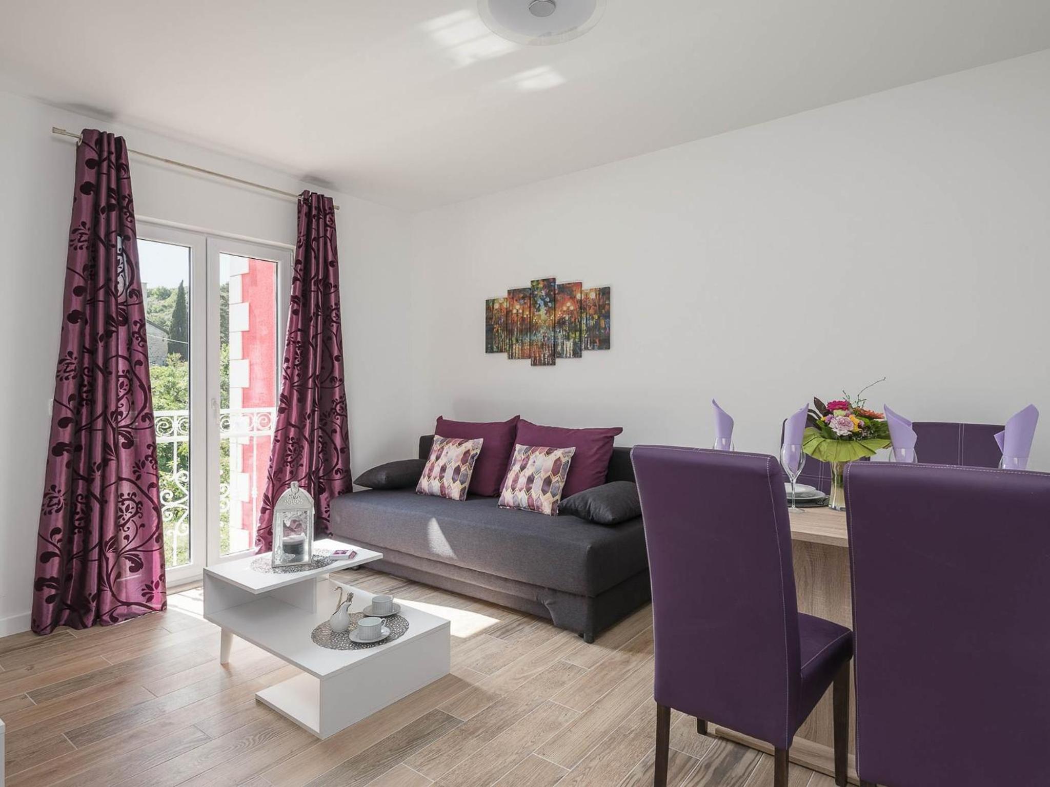 One Bedroom Apartment - Photo 8