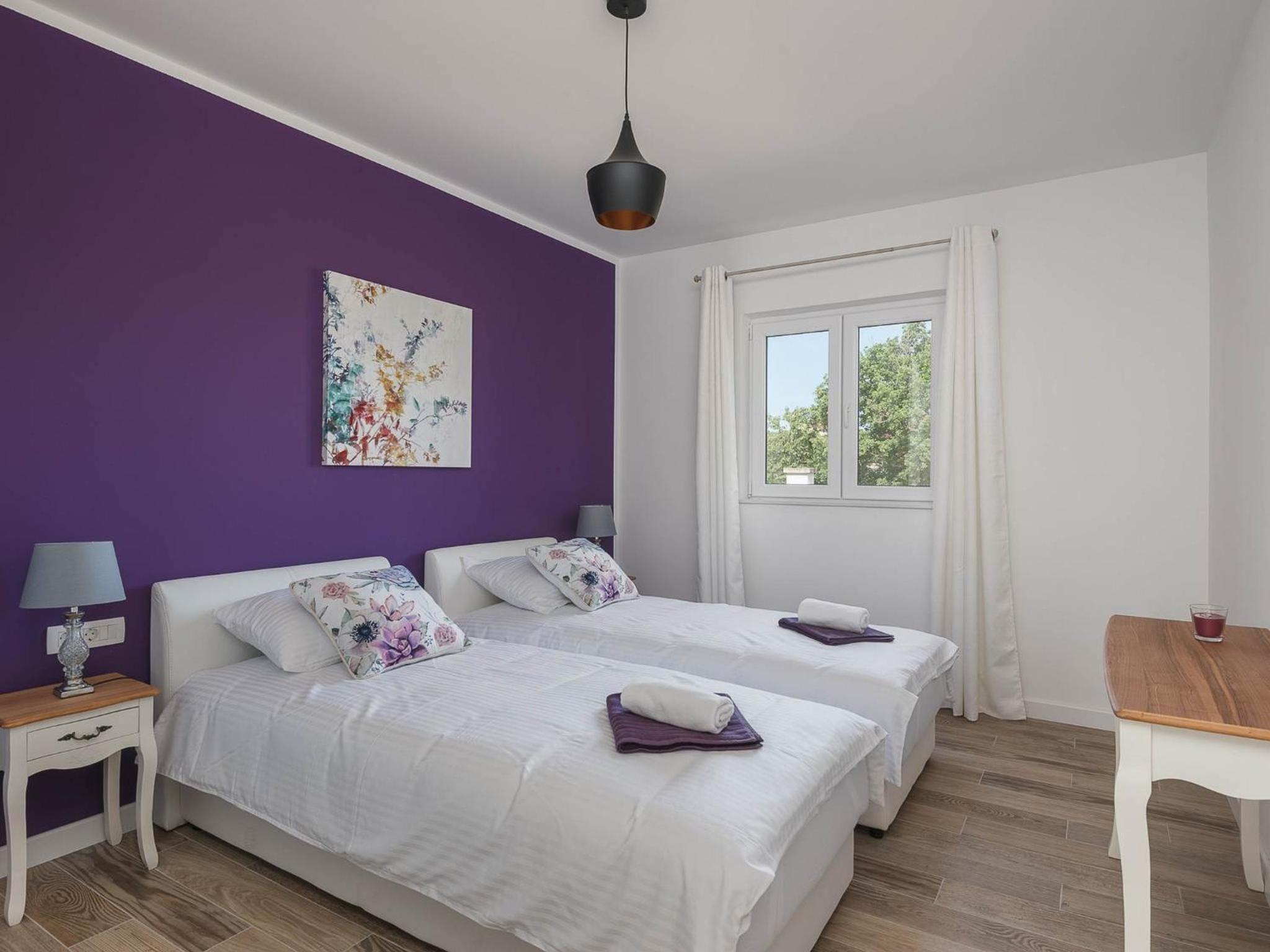 One Bedroom Apartment - Photo 7