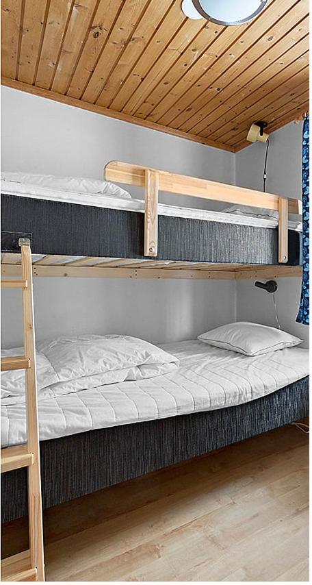 Two-Bedroom Apartment - Photo 25