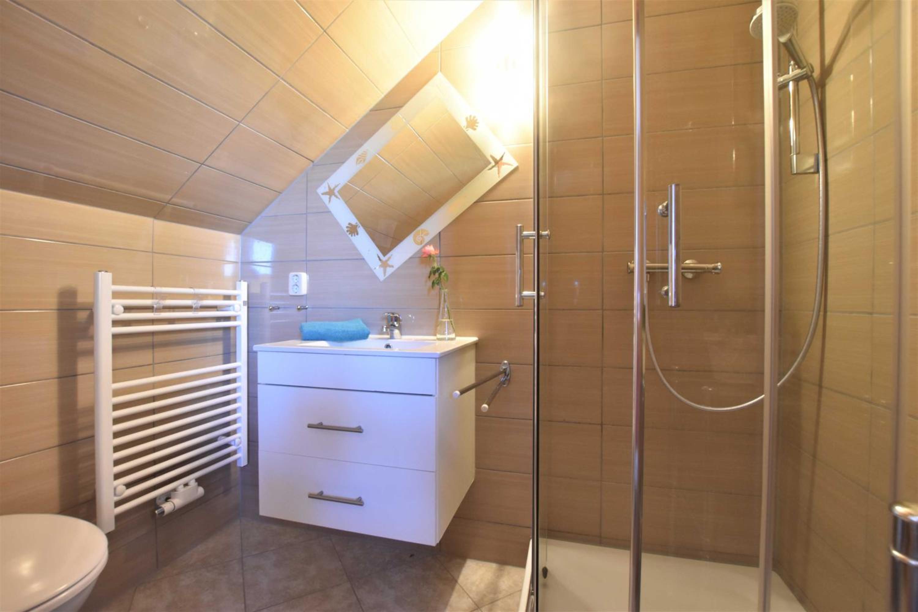 One-Bedroom Apartment with Sea View photo 3