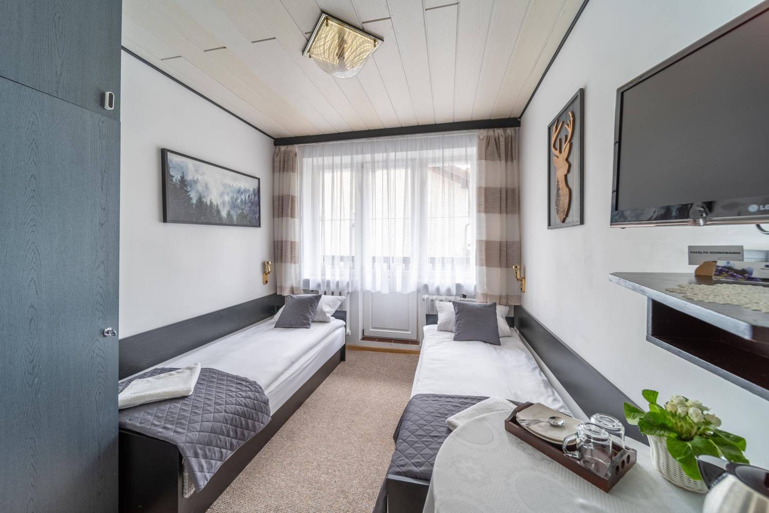 Twin Room with Balcony photo 1
