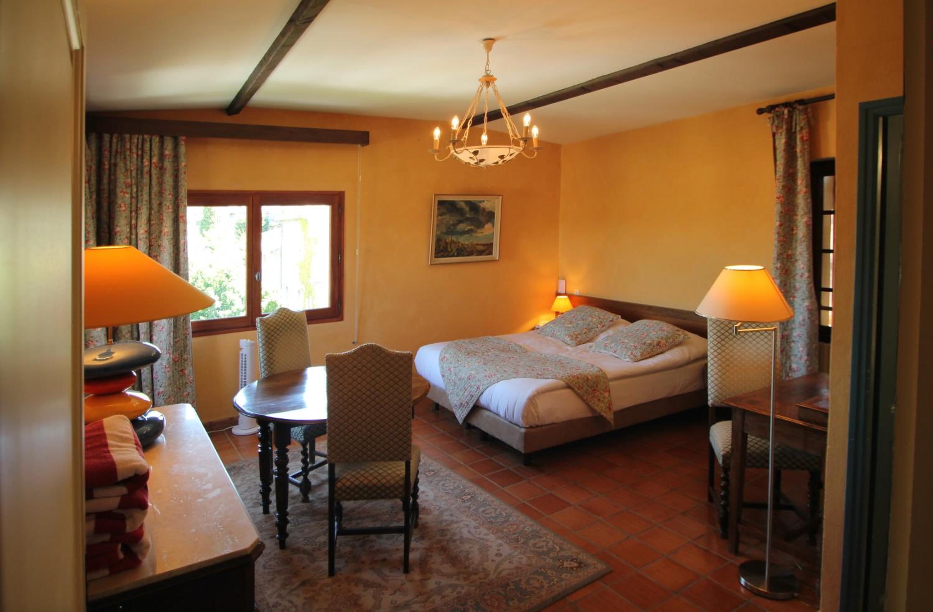Superior Double Room with Bath - Photo 2