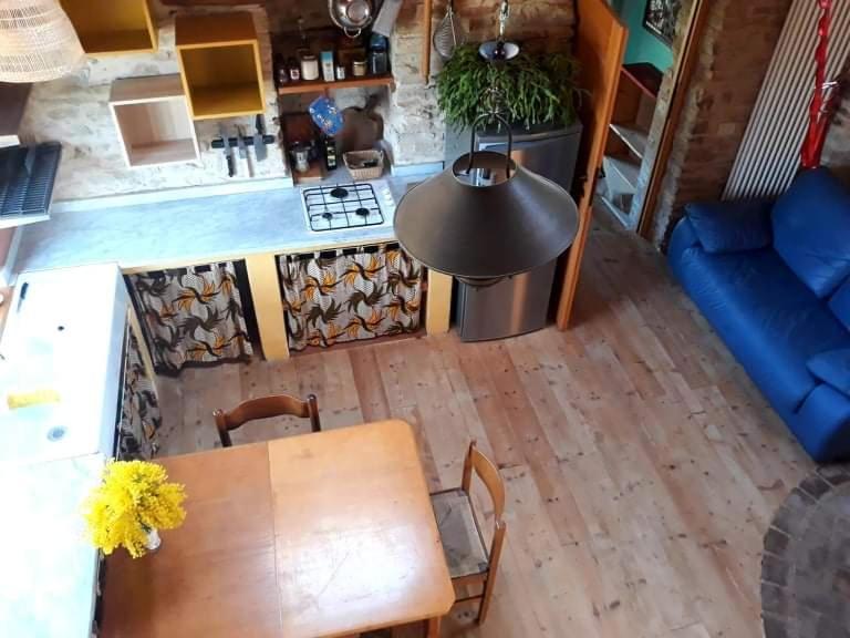 Apartment - Split Level photo 2