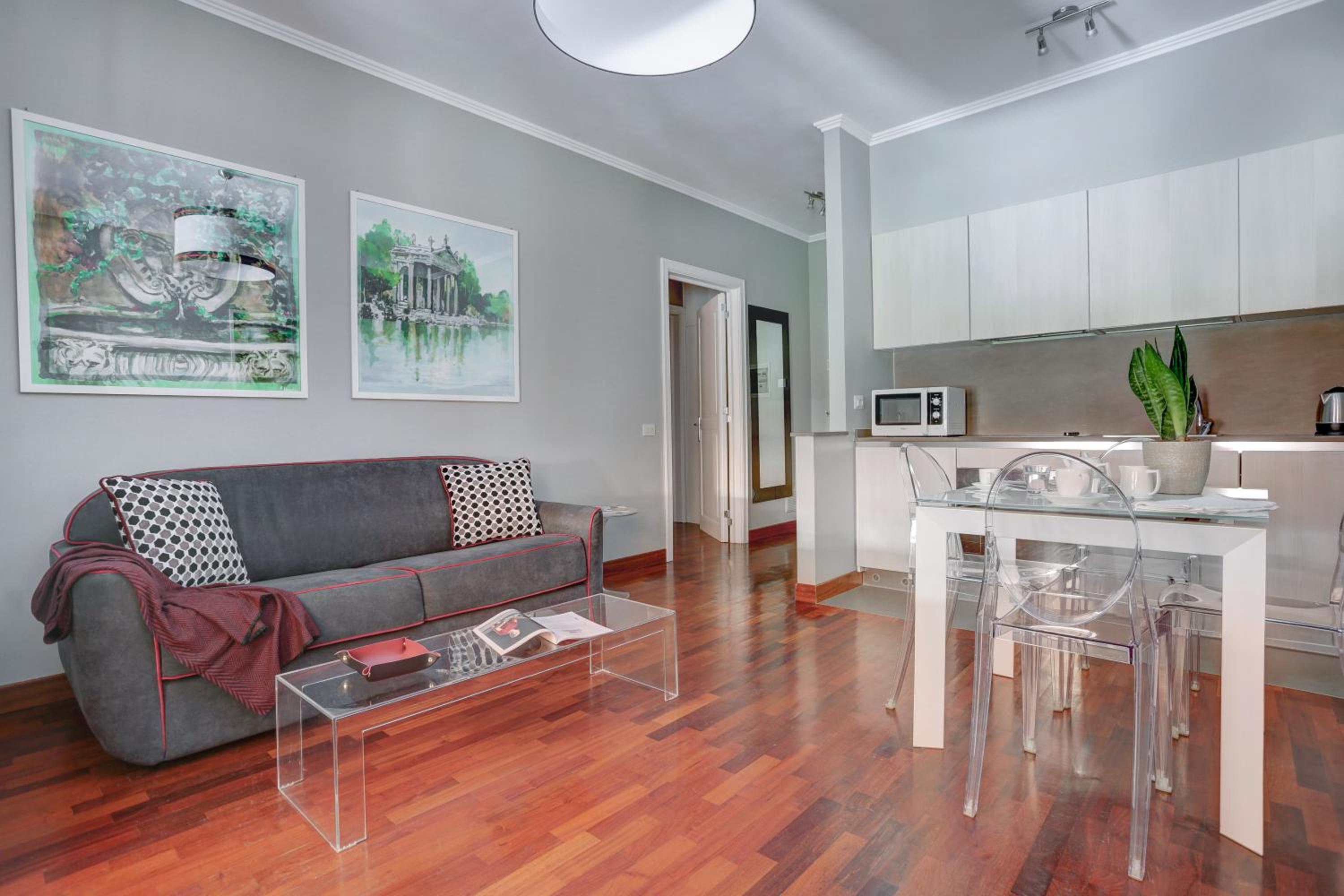 One-Bedroom Apartment