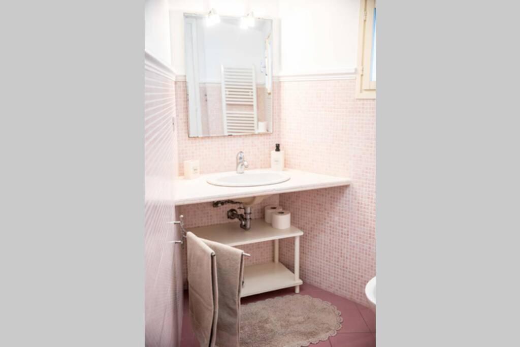 Two-Bedroom Apartment - Photo 24