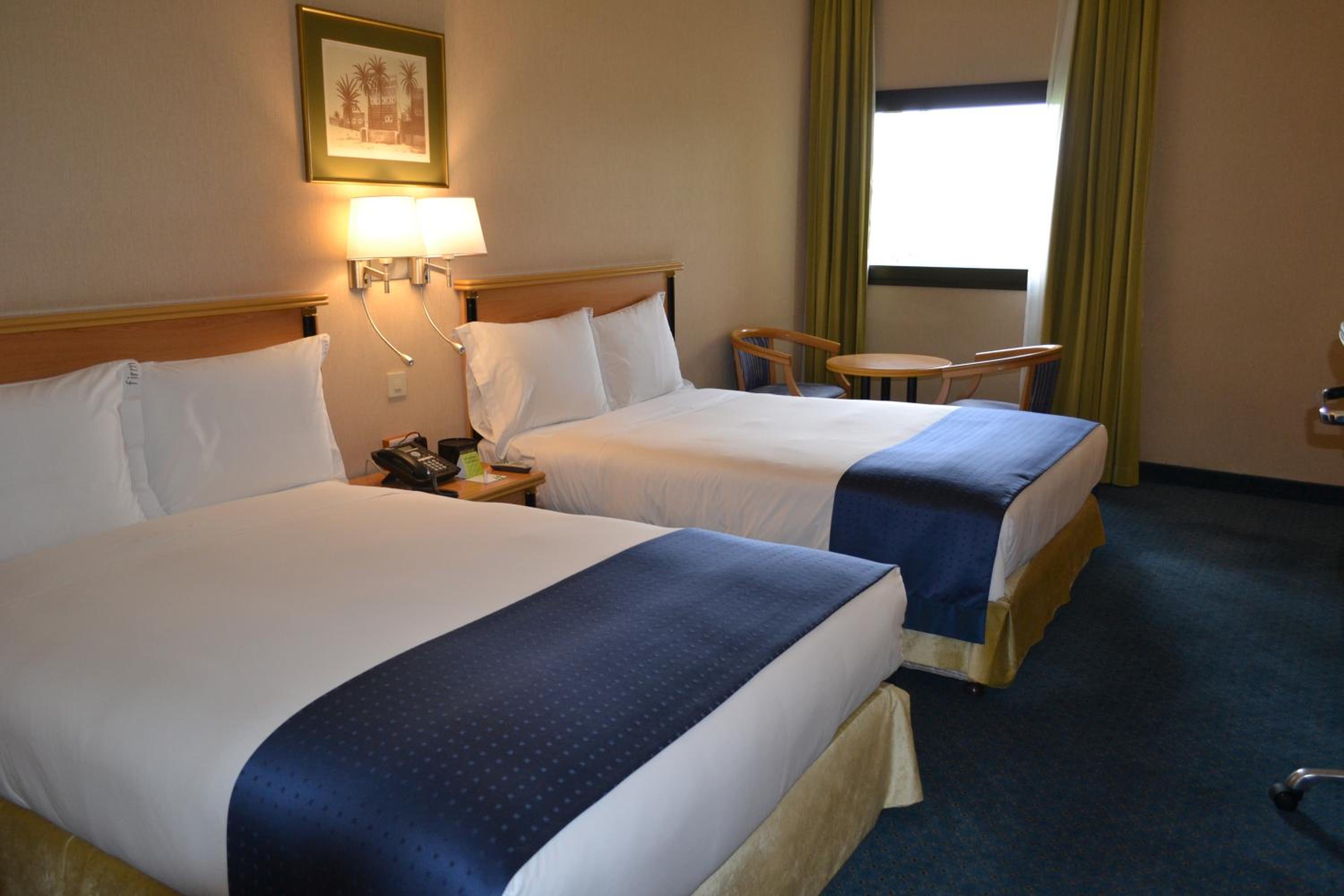 Standard Twin Room with Garden View - Photo 11