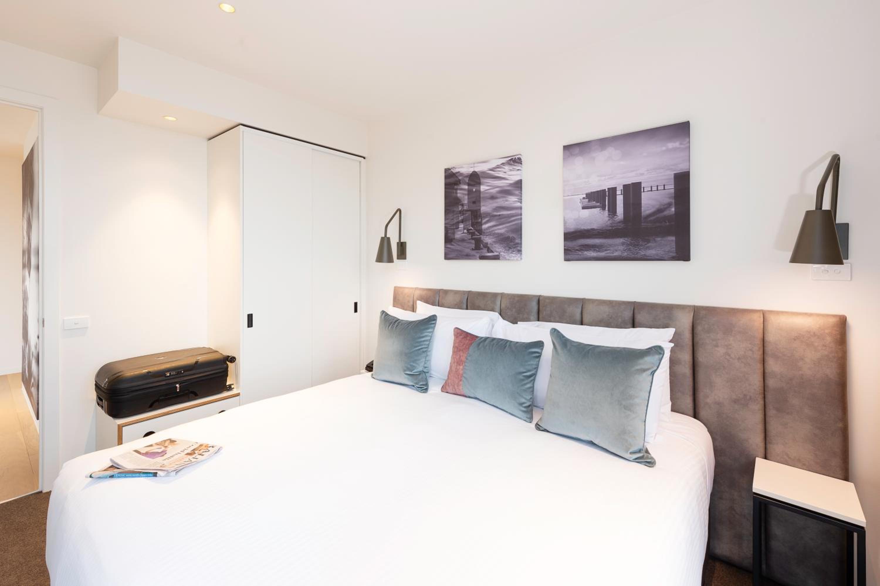 One-Bedroom Apartment - Photo 10