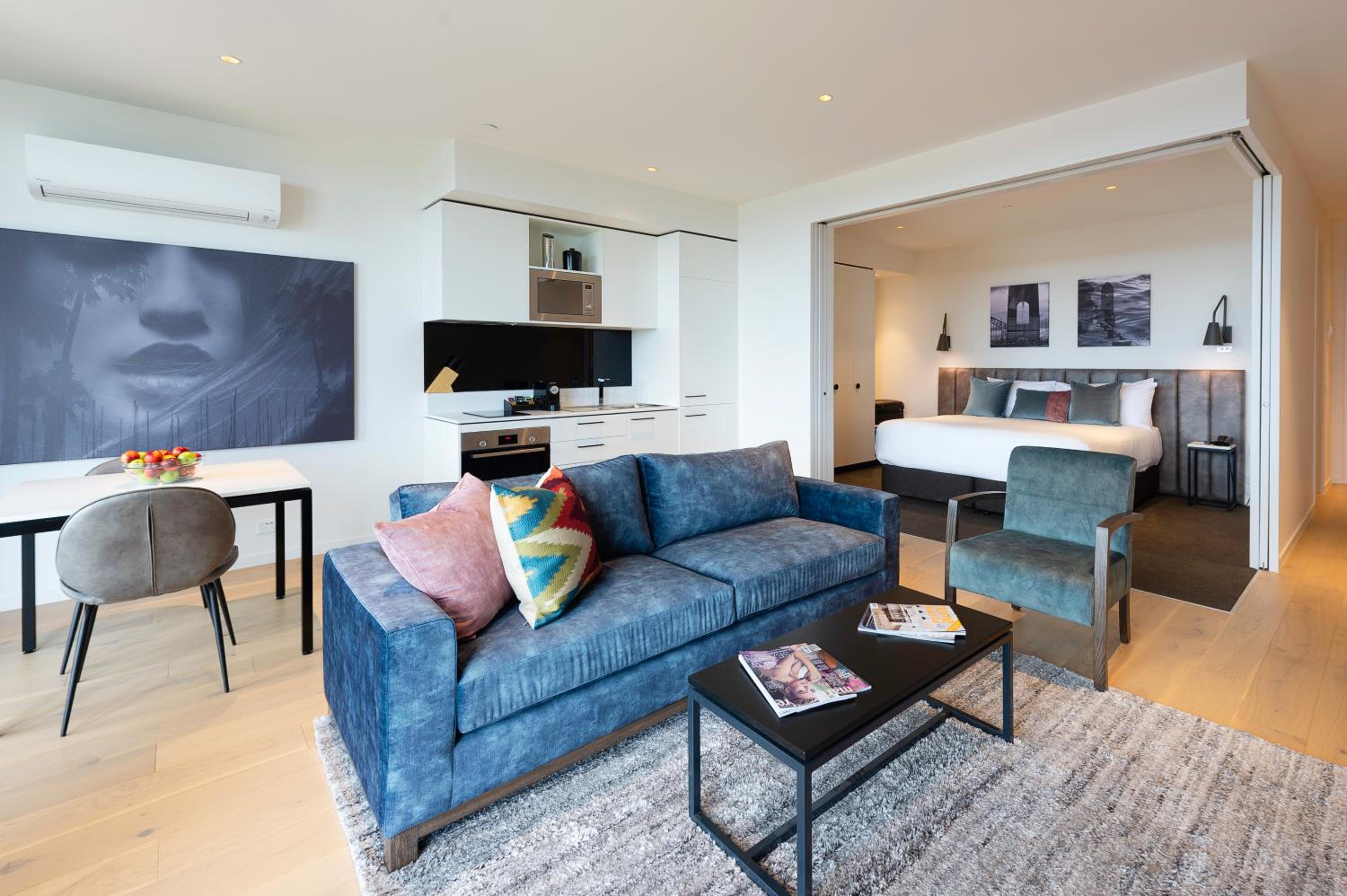One-Bedroom Apartment - Photo 19